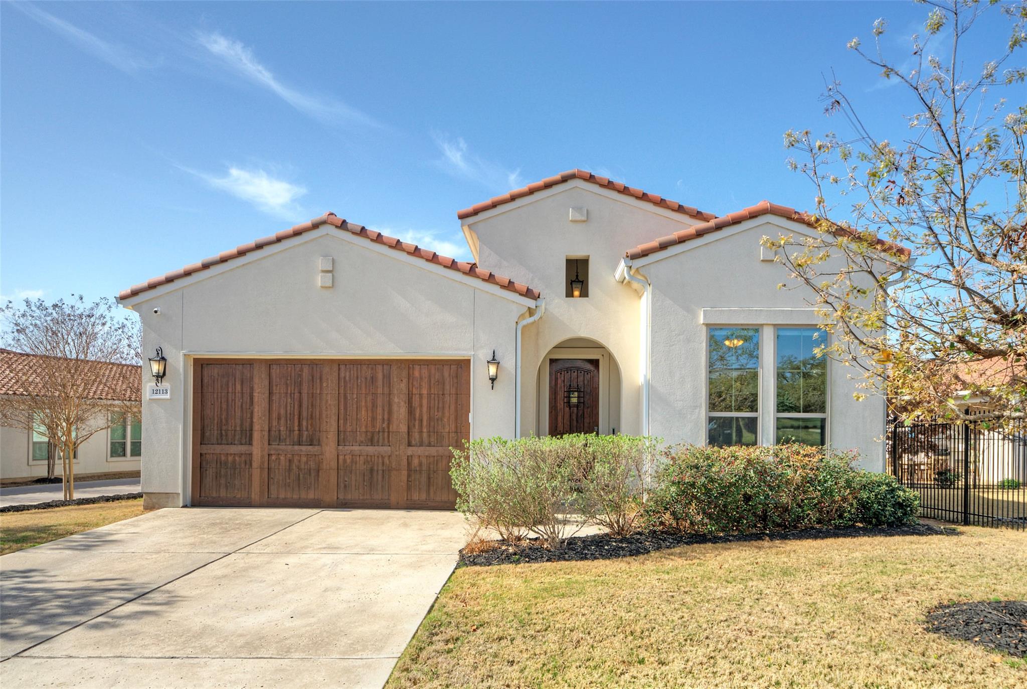 12113 Beautybrush Dr Property Photo 1