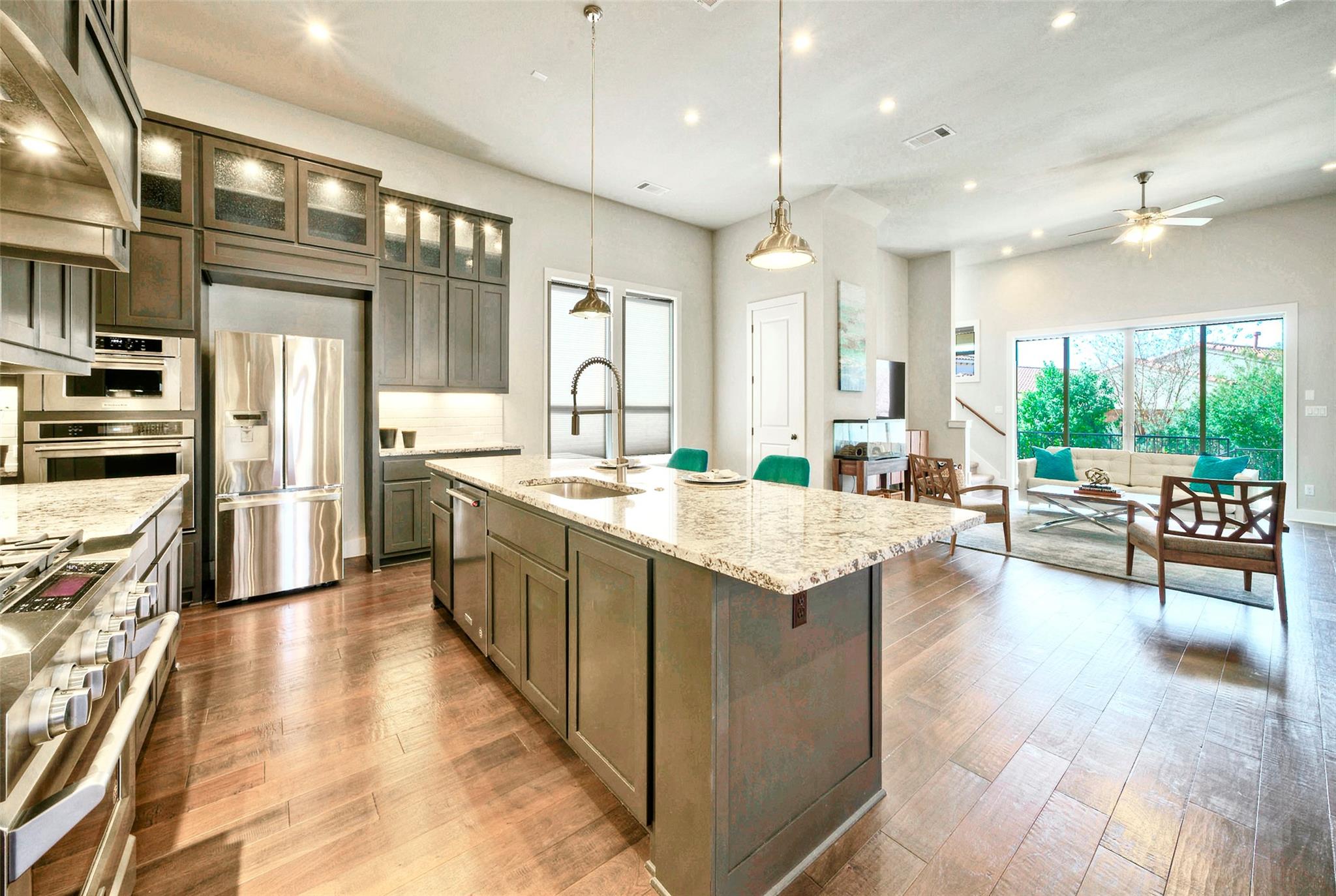 12113 Beautybrush Dr Property Photo 8