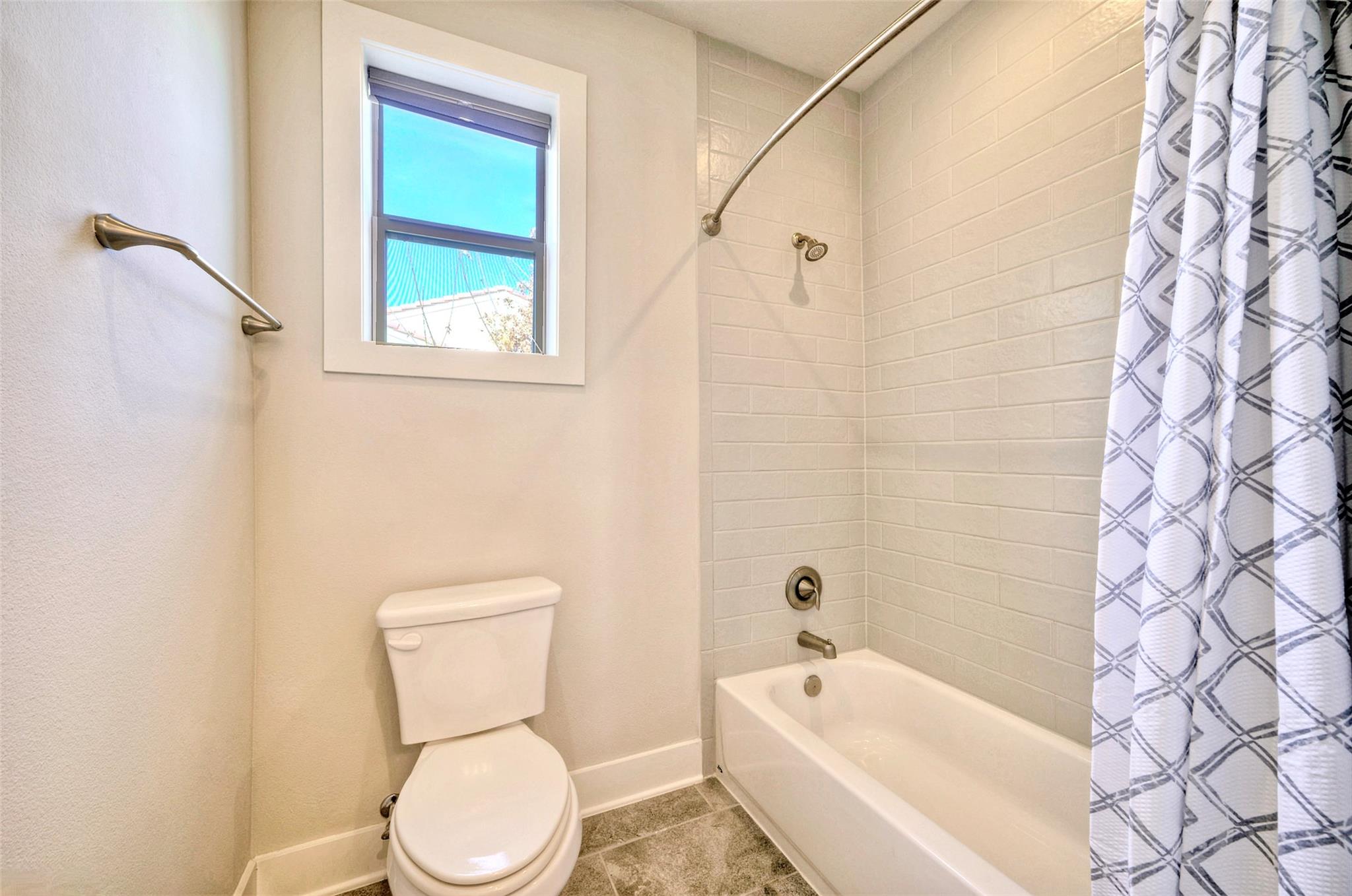 12113 Beautybrush Dr Property Photo 23
