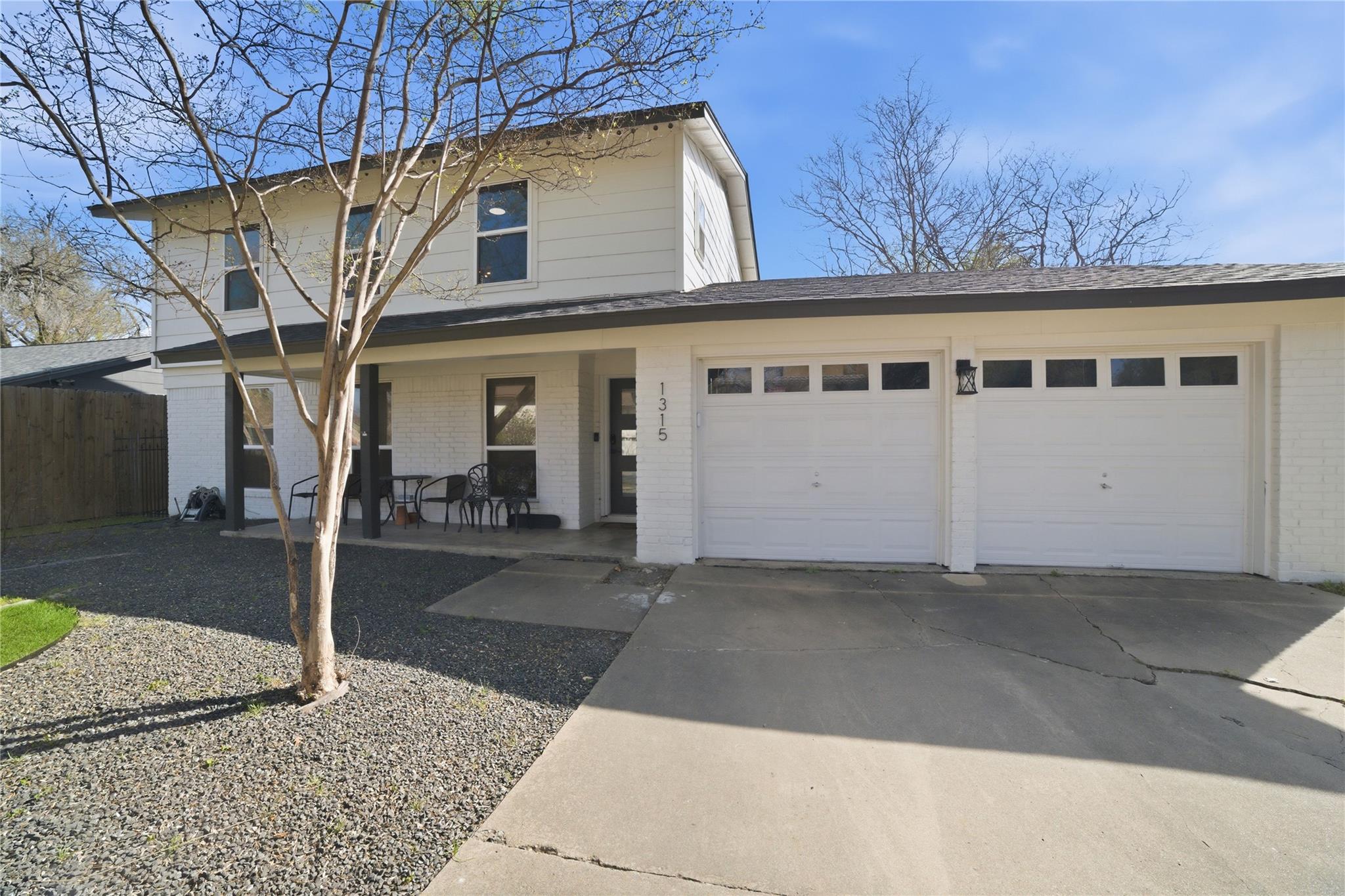 1315 Quail Park Dr Property Photo 1