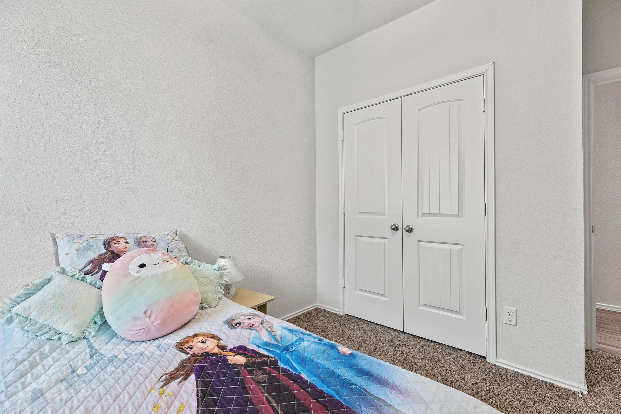 217 Nathaniel Dr Property Photo 28