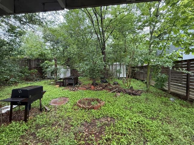 1702 Perez St Property Photo 8