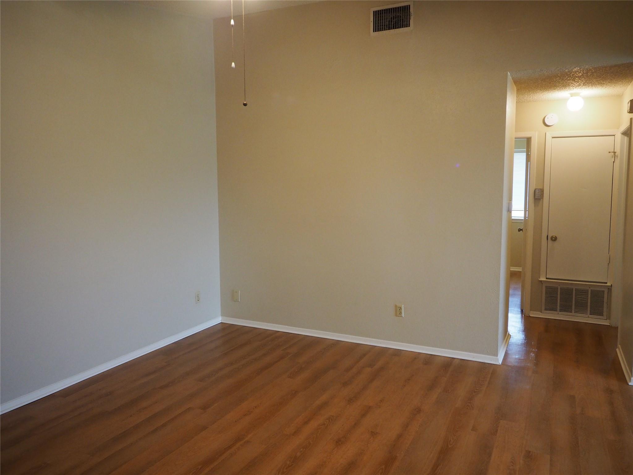 11300 Nicole Cv Property Photo 5