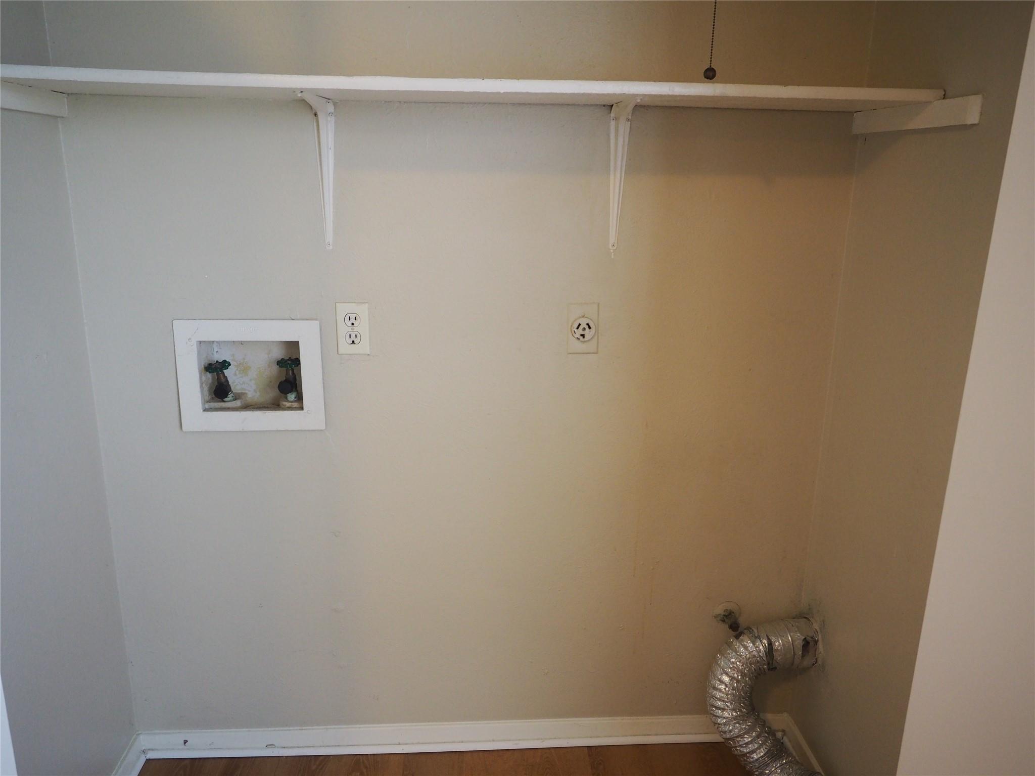 11300 Nicole Cv Property Photo 8
