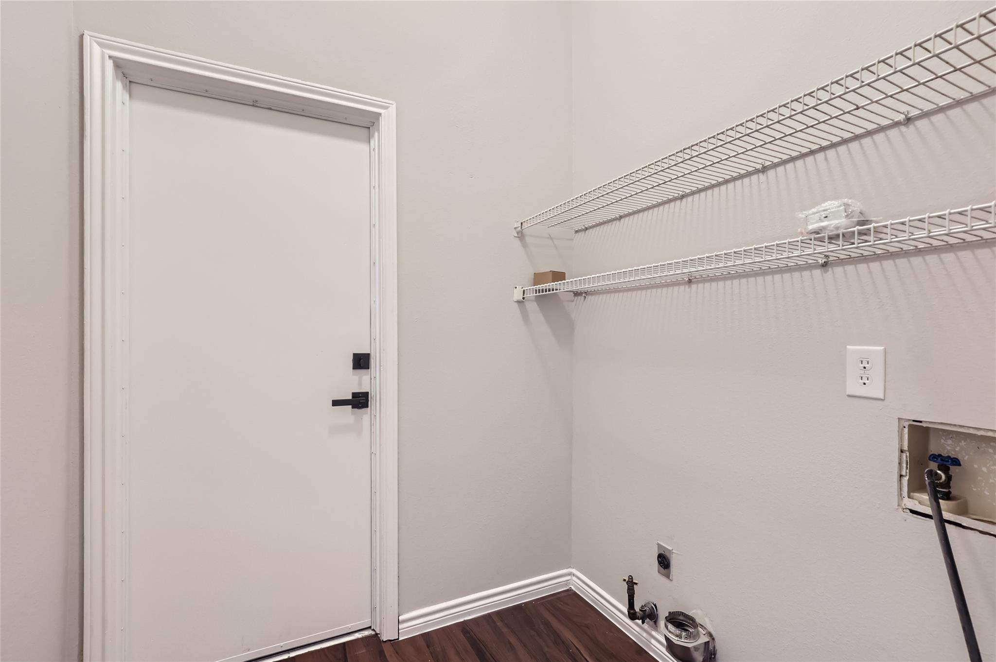 14606 Town Hill Dr Property Photo 24
