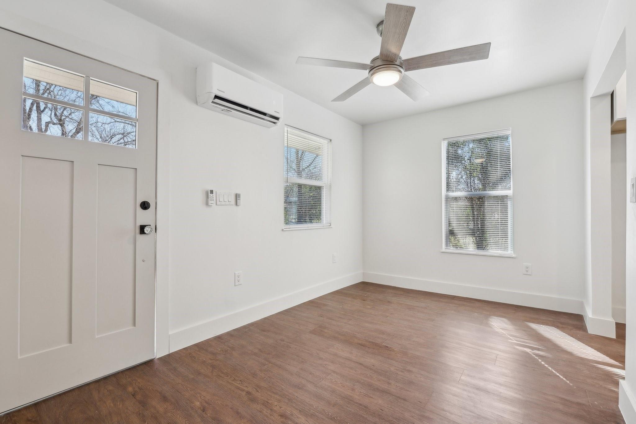304 Harris St Property Photo 9