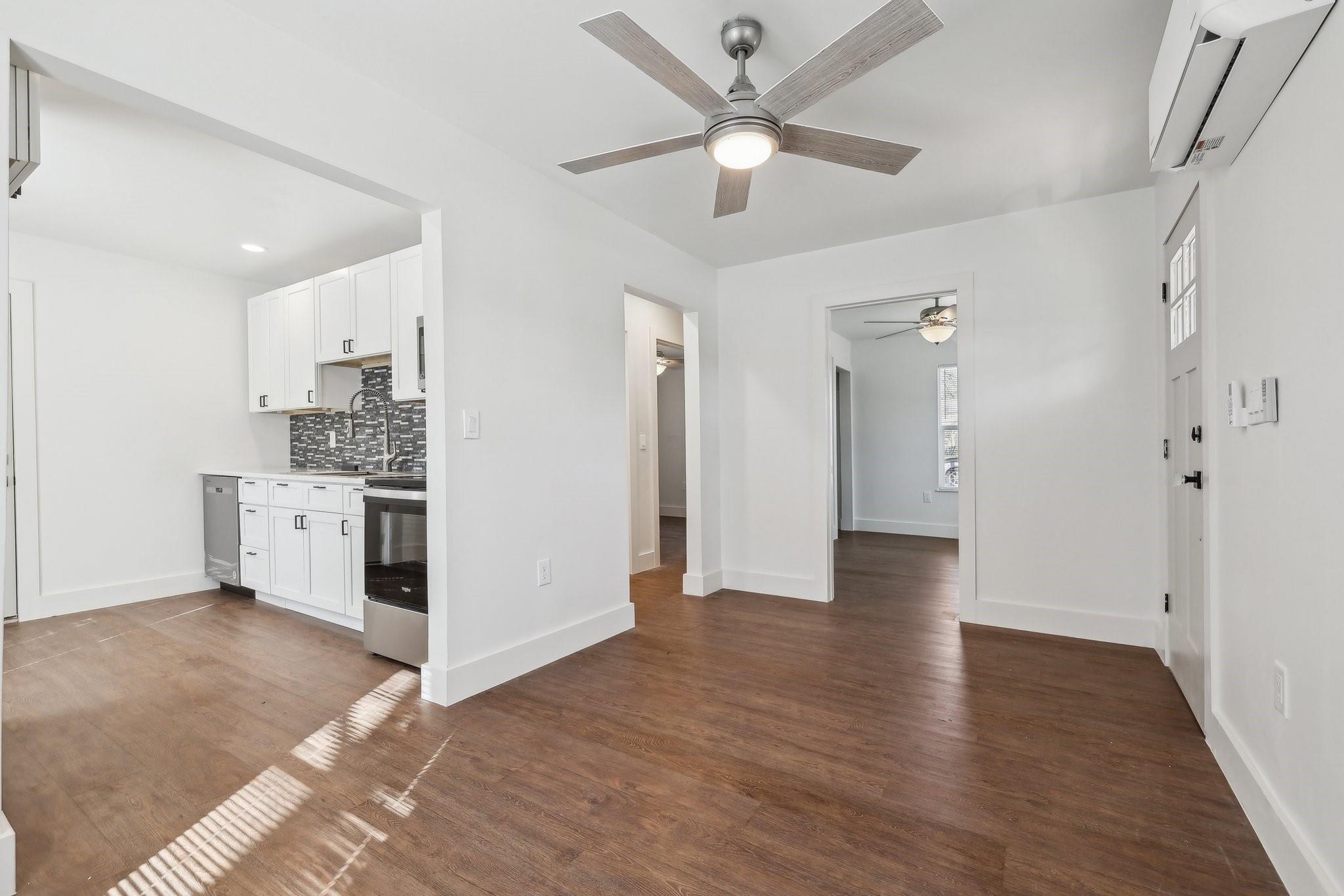 304 Harris St Property Photo 12