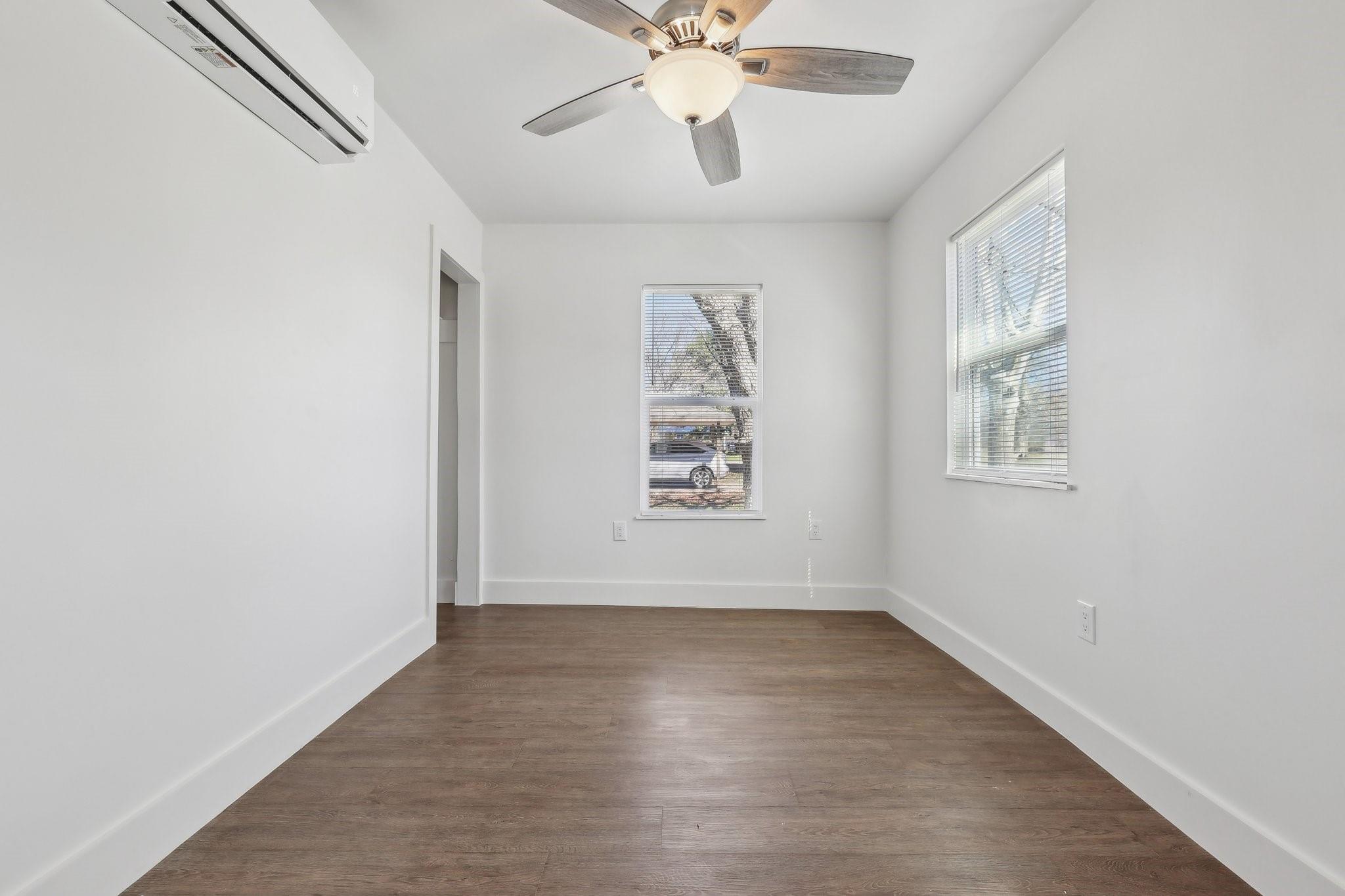 304 Harris St Property Photo 18