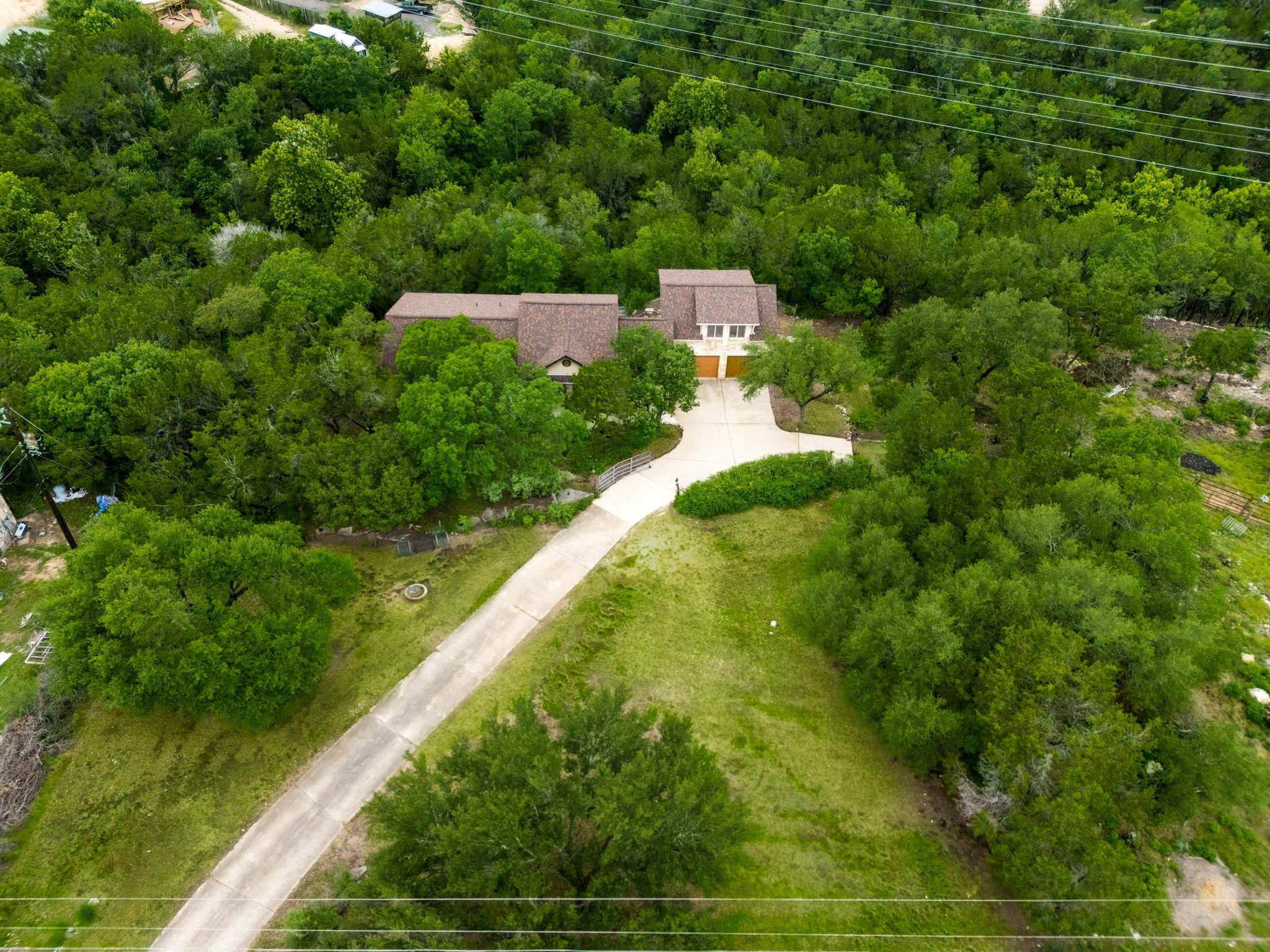 1608 Susan Dr Property Photo 2