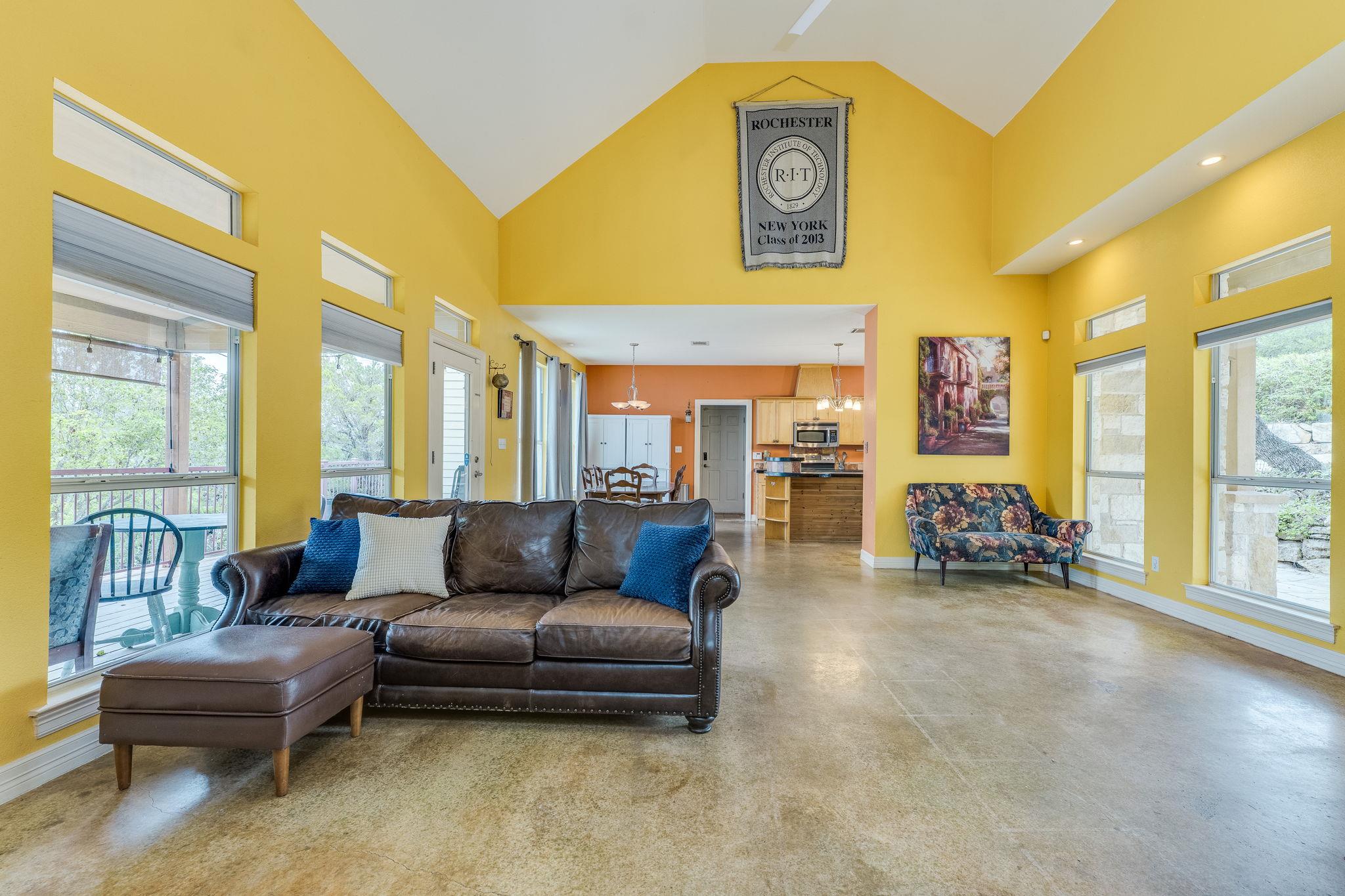 1608 Susan Dr Property Photo 6