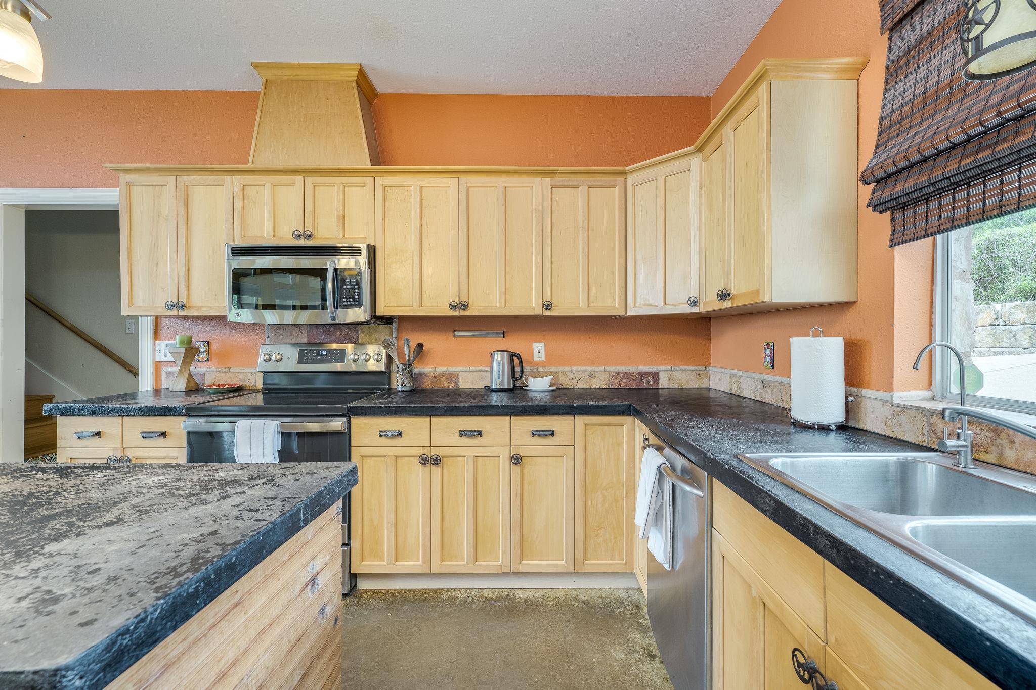 1608 Susan Dr Property Photo 15