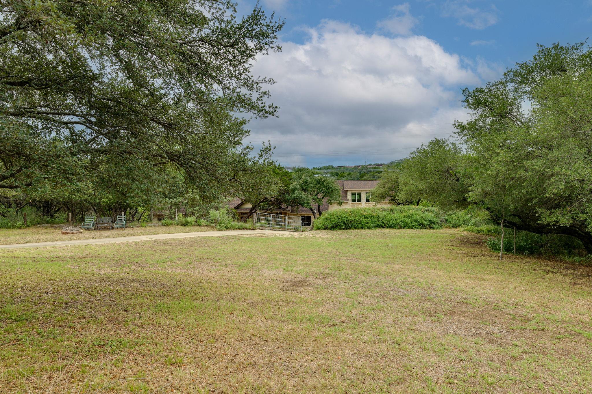 1608 Susan Dr Property Photo 36