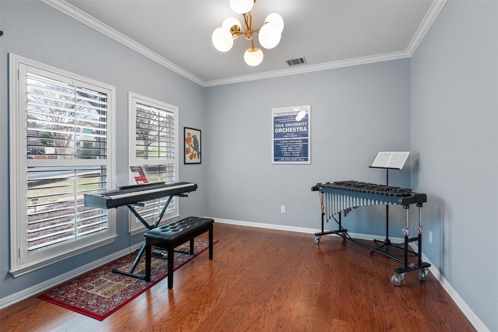 10648 Floral Park Dr Property Photo 6