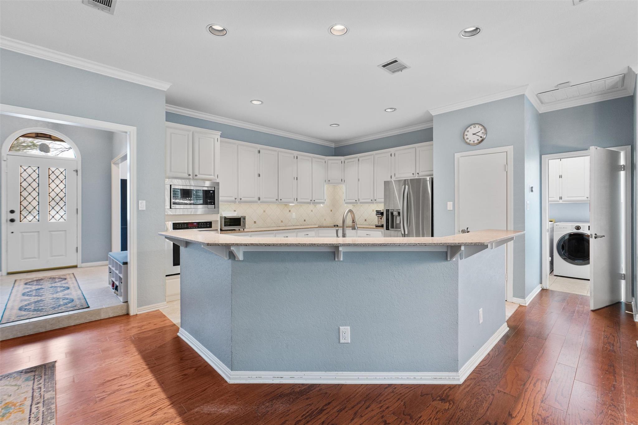 10648 Floral Park Dr Property Photo 13
