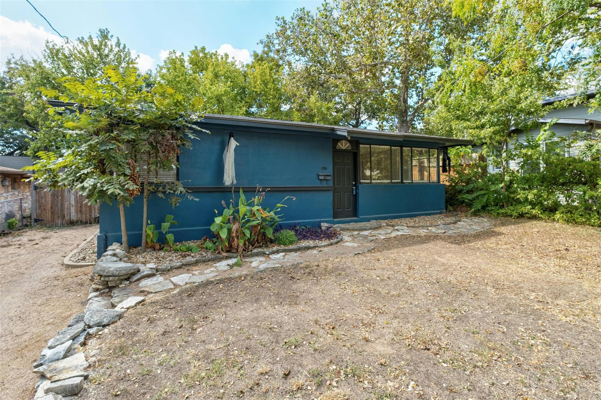 1713 Hether ST Property Photo 1