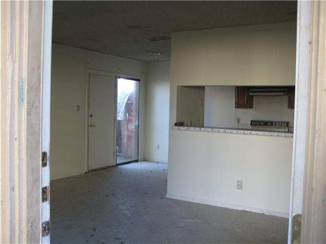 1021 Kramer Ln #a Property Photo 1