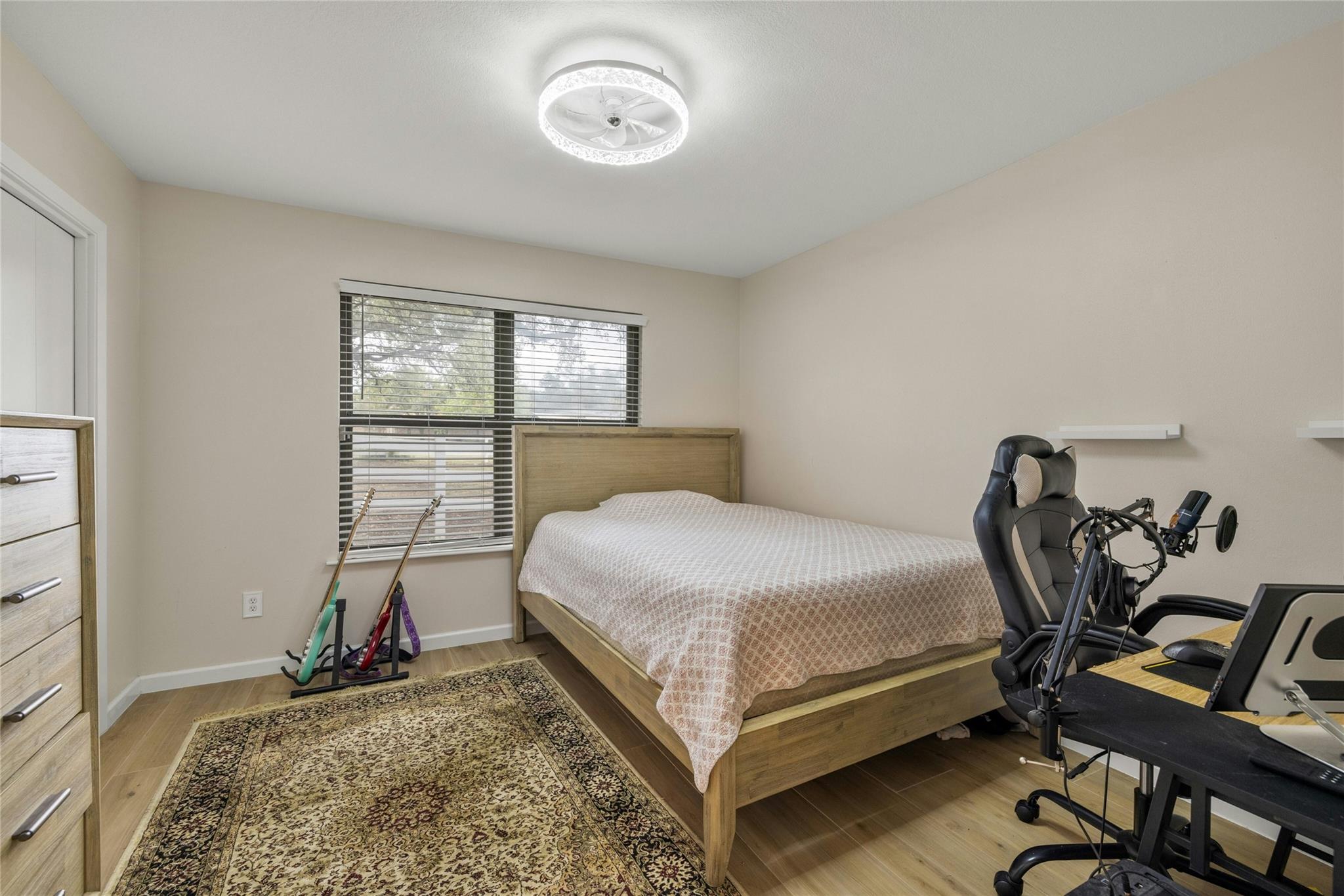 4005 Del Robles Dr Property Photo 19