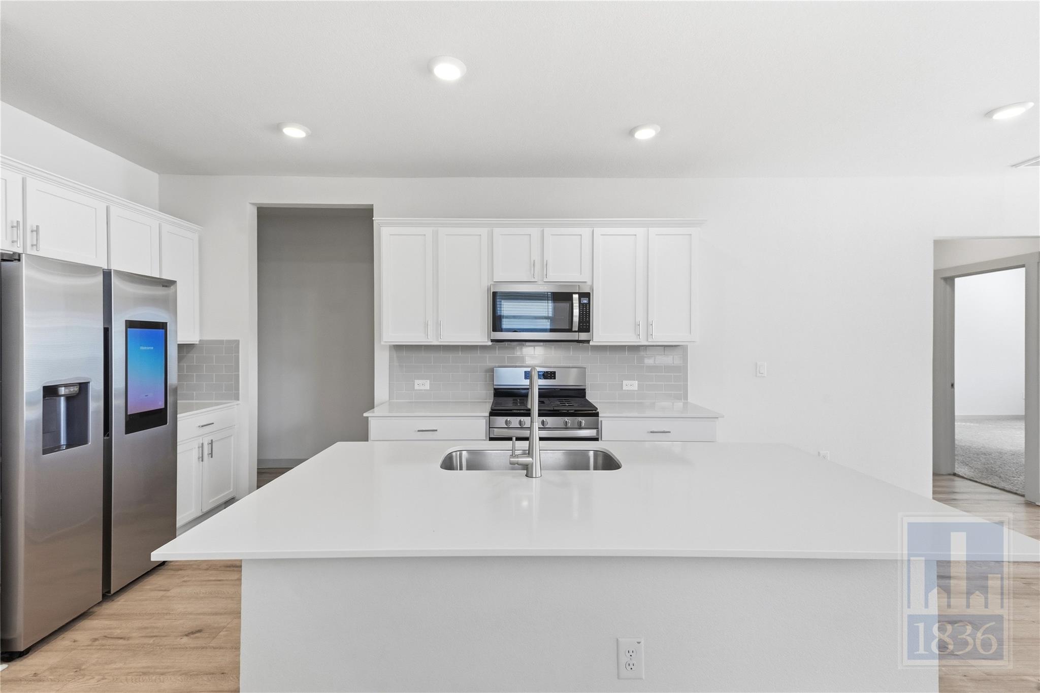 8129 Linnie Ln Property Photo 8