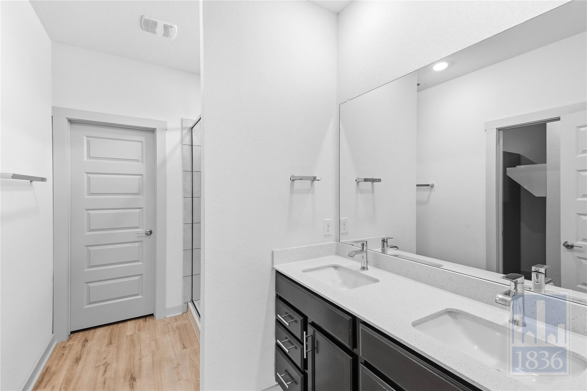 8129 Linnie Ln Property Photo 25
