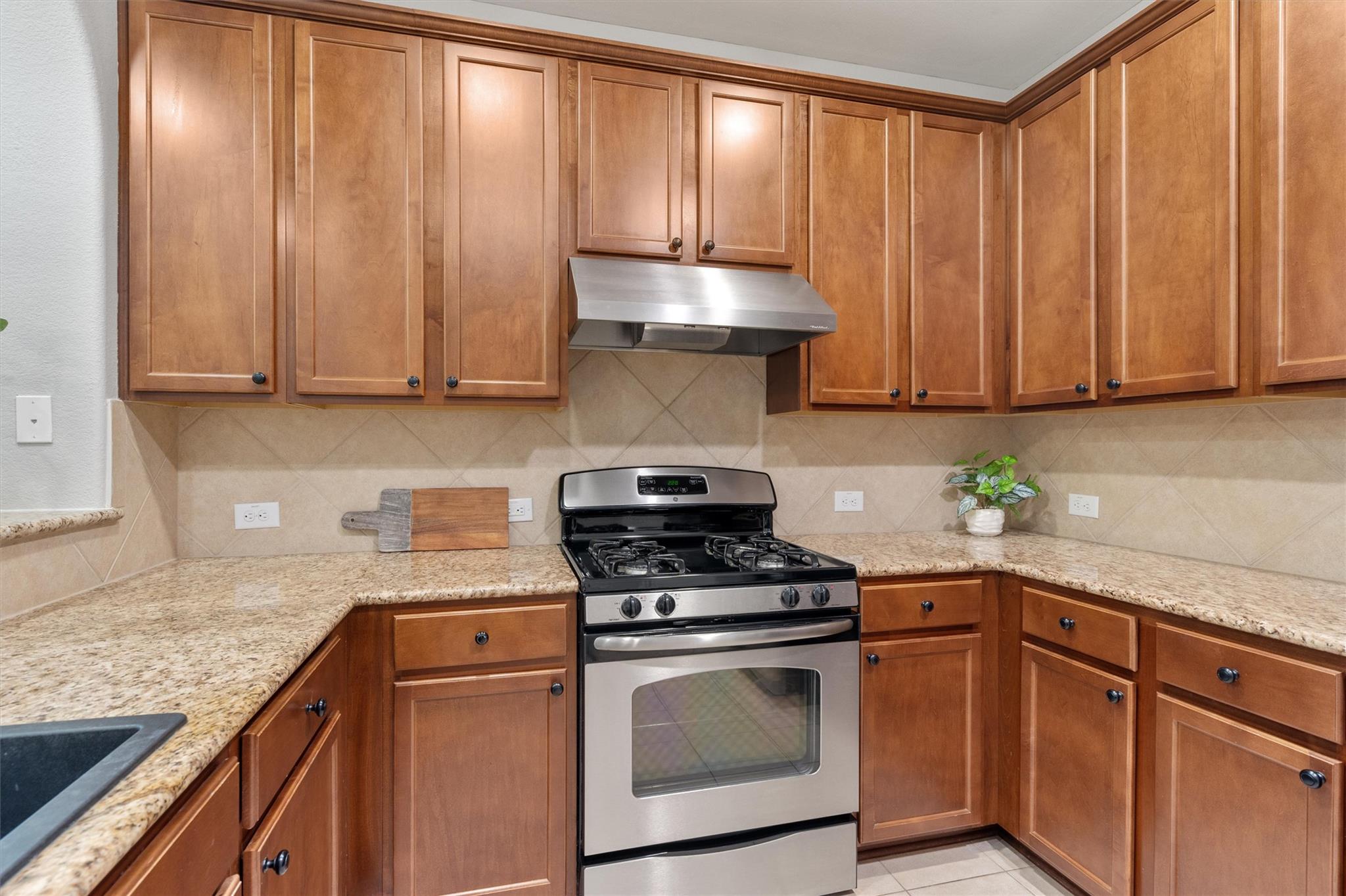 1310 W Parmer Ln #2002 Property Photo 12