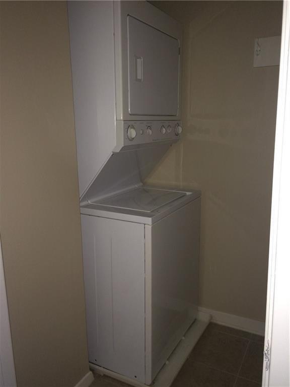 602 W 51st St #102 Property Photo 11