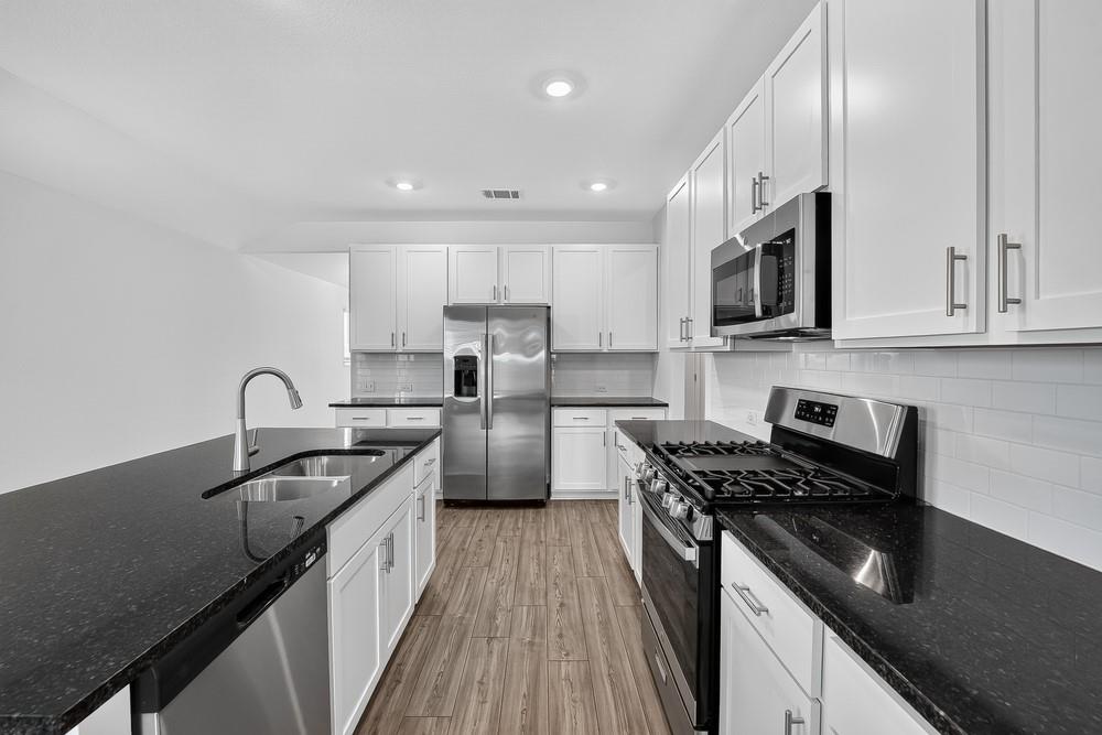 207 Bayou Mint Blvd Property Photo 2