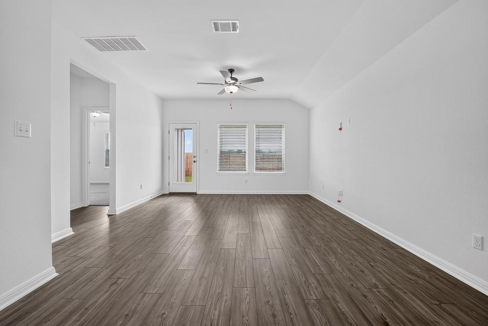 207 Bayou Mint Blvd Property Photo 6