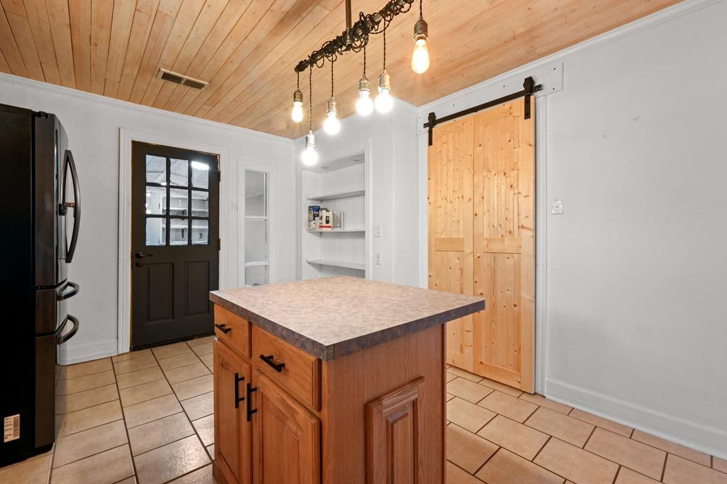 8695500 Property Photo 14