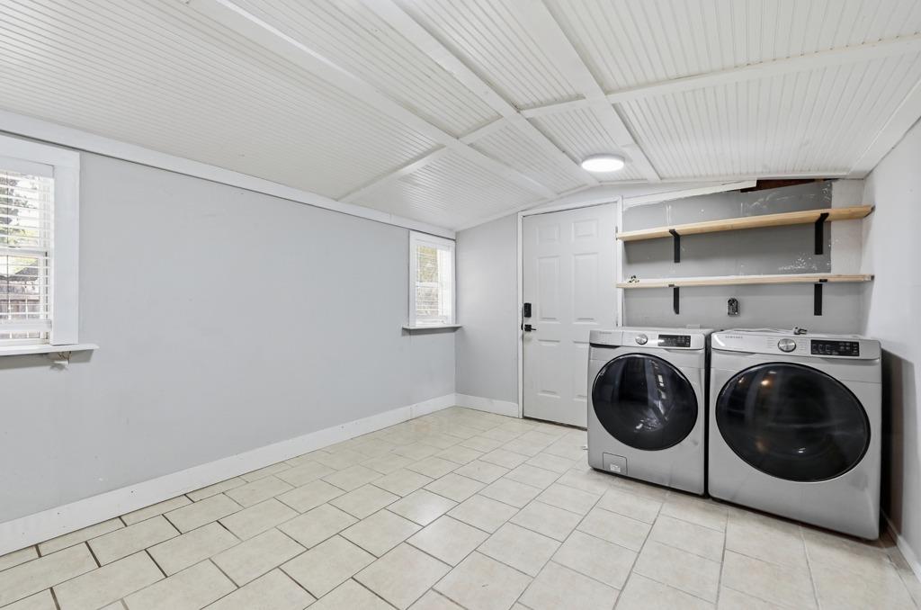 8695500 Property Photo 23