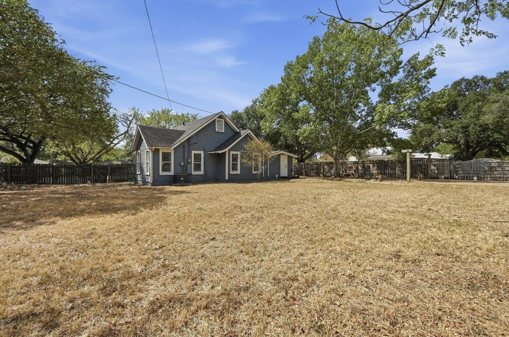 8695500 Property Photo 29