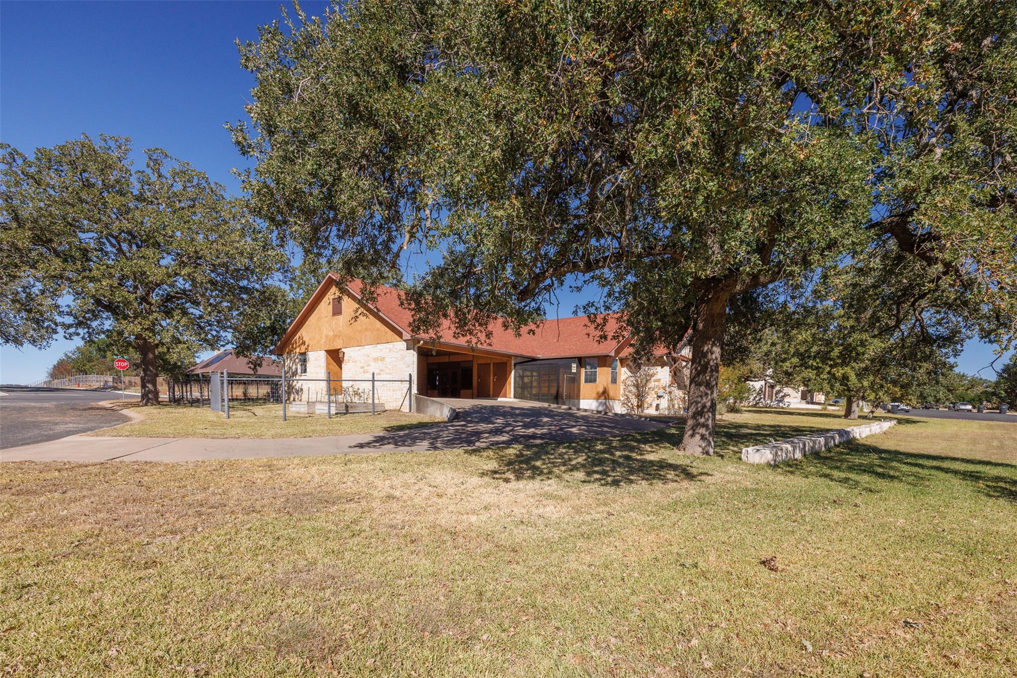 1200 Doe Run Holw Property Photo 37