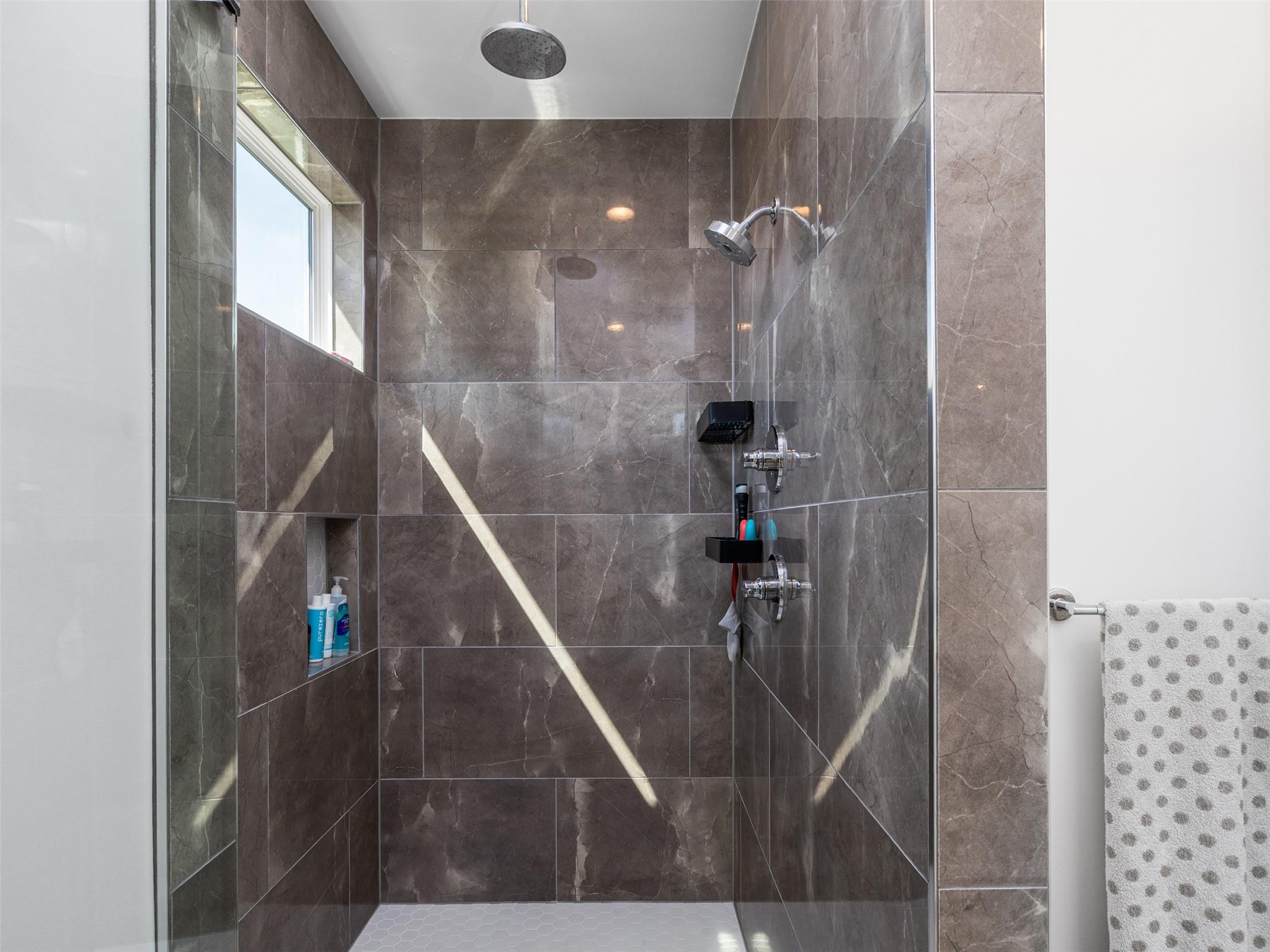6309 Keegans Dr Property Photo 21