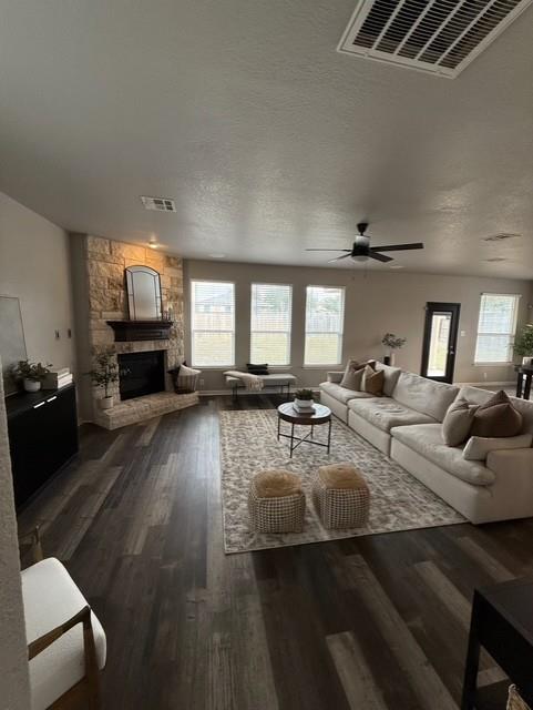 306 Oak Creek Way Property Photo 17