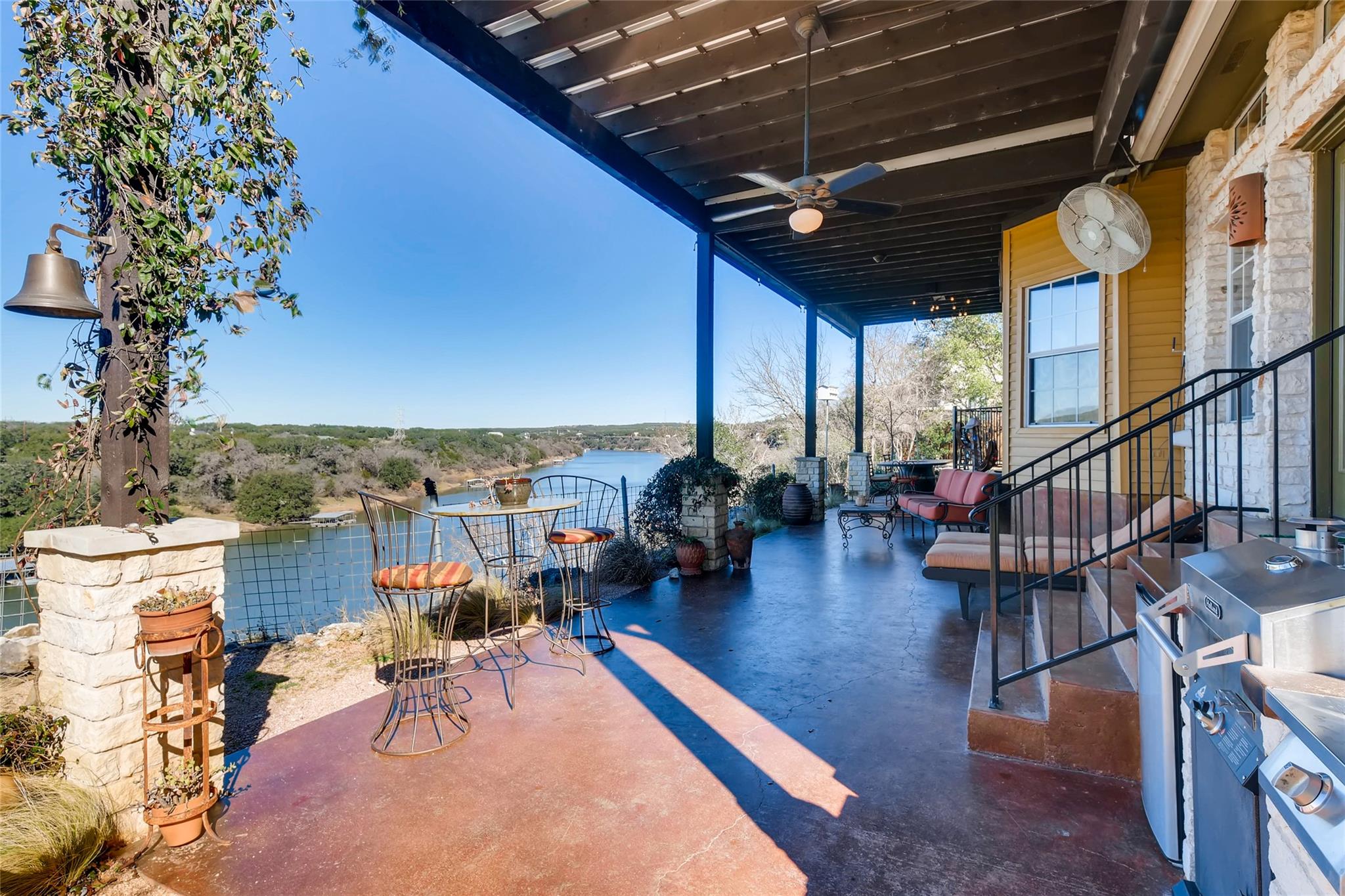 2614 Pace Bend Rd S Property Photo 2