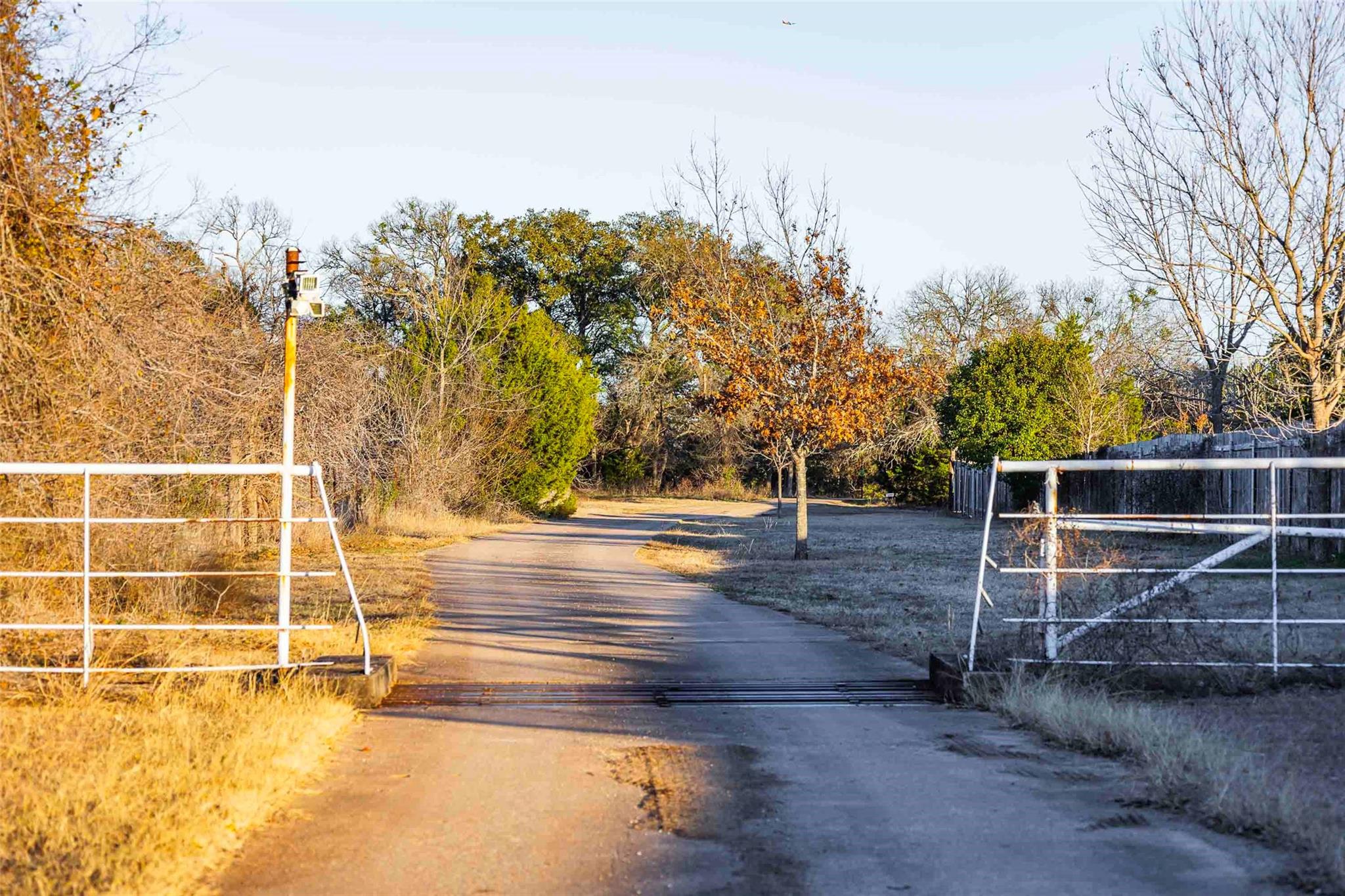 13017 Bob Johnson Ln C Property Photo 31