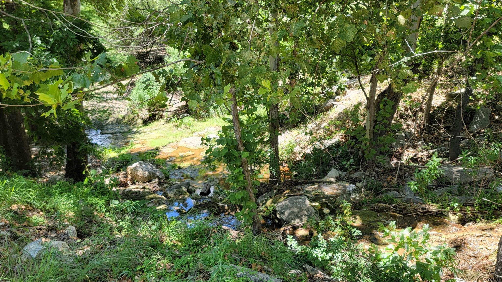 3004 & 3006 Constitution Dr Property Photo 7