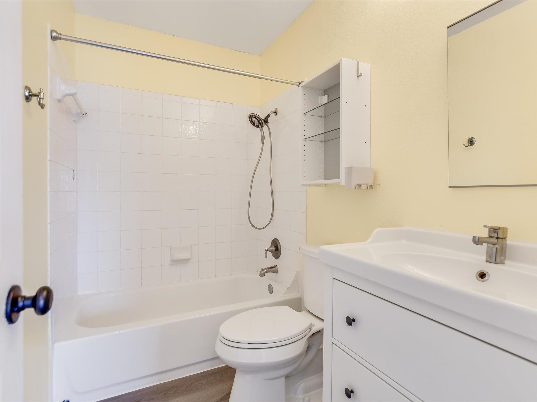 12816 Thomas Jefferson St Property Photo 17