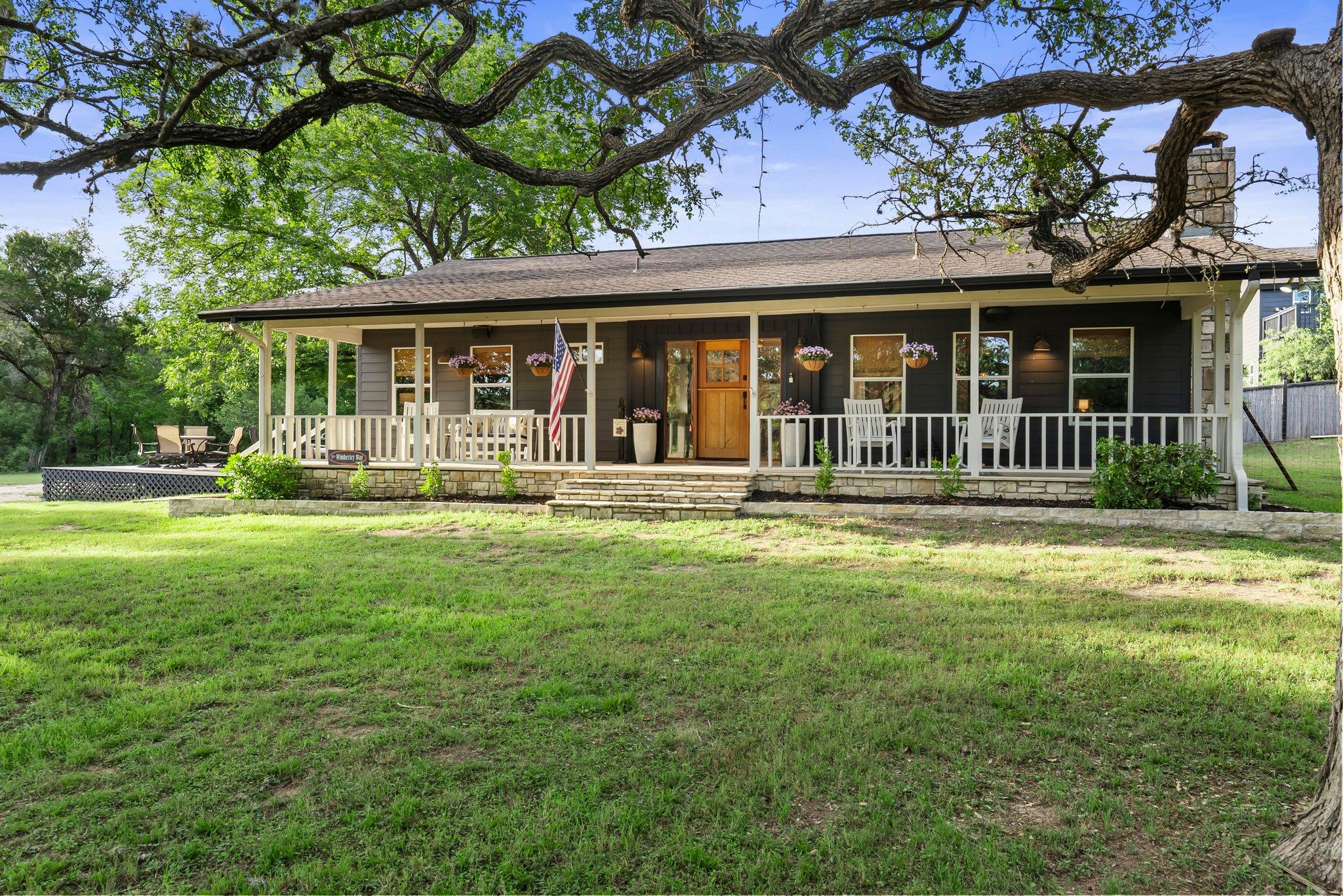 2800 River Rd Property Photo