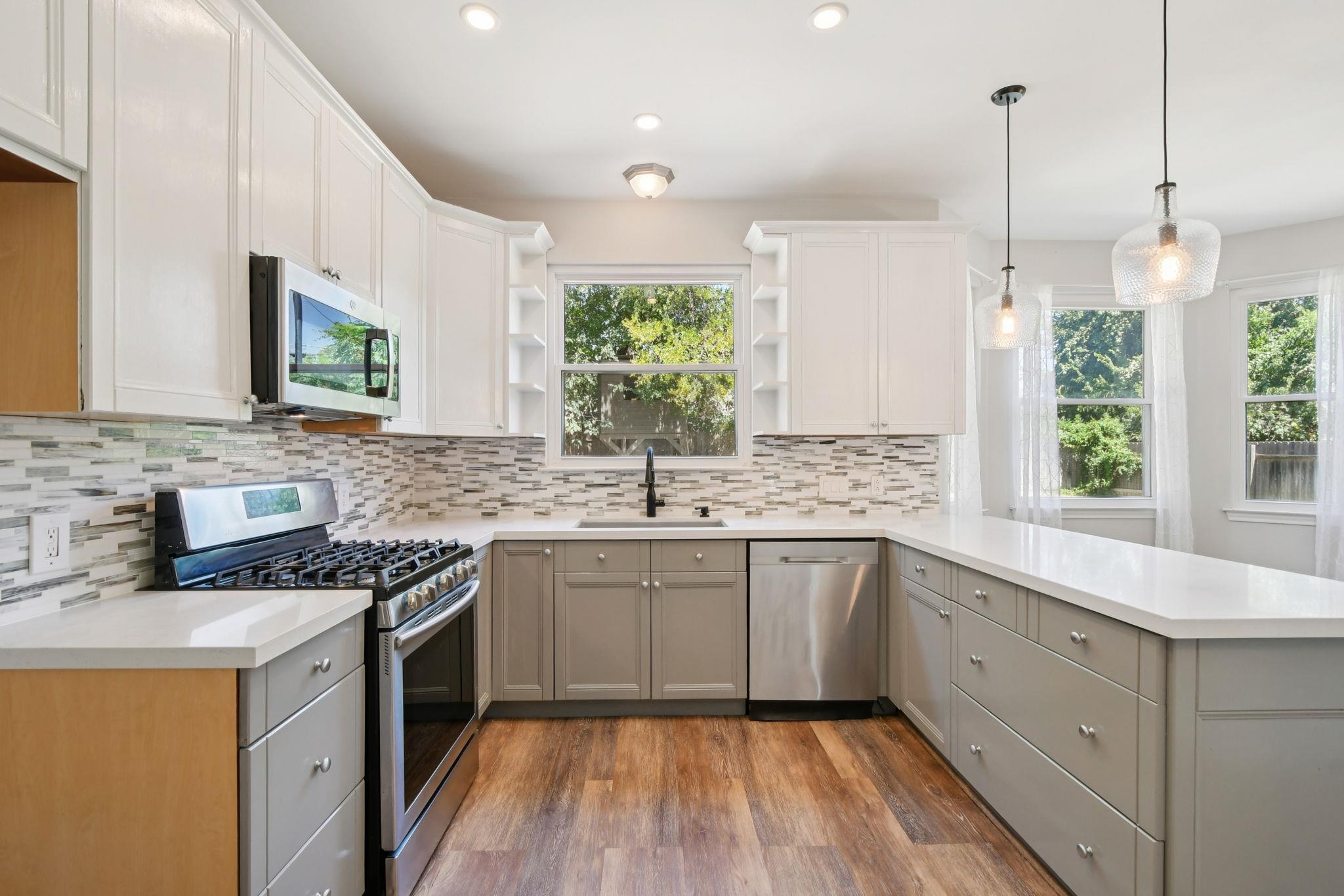 1106 Red Bird Dr Property Photo 7