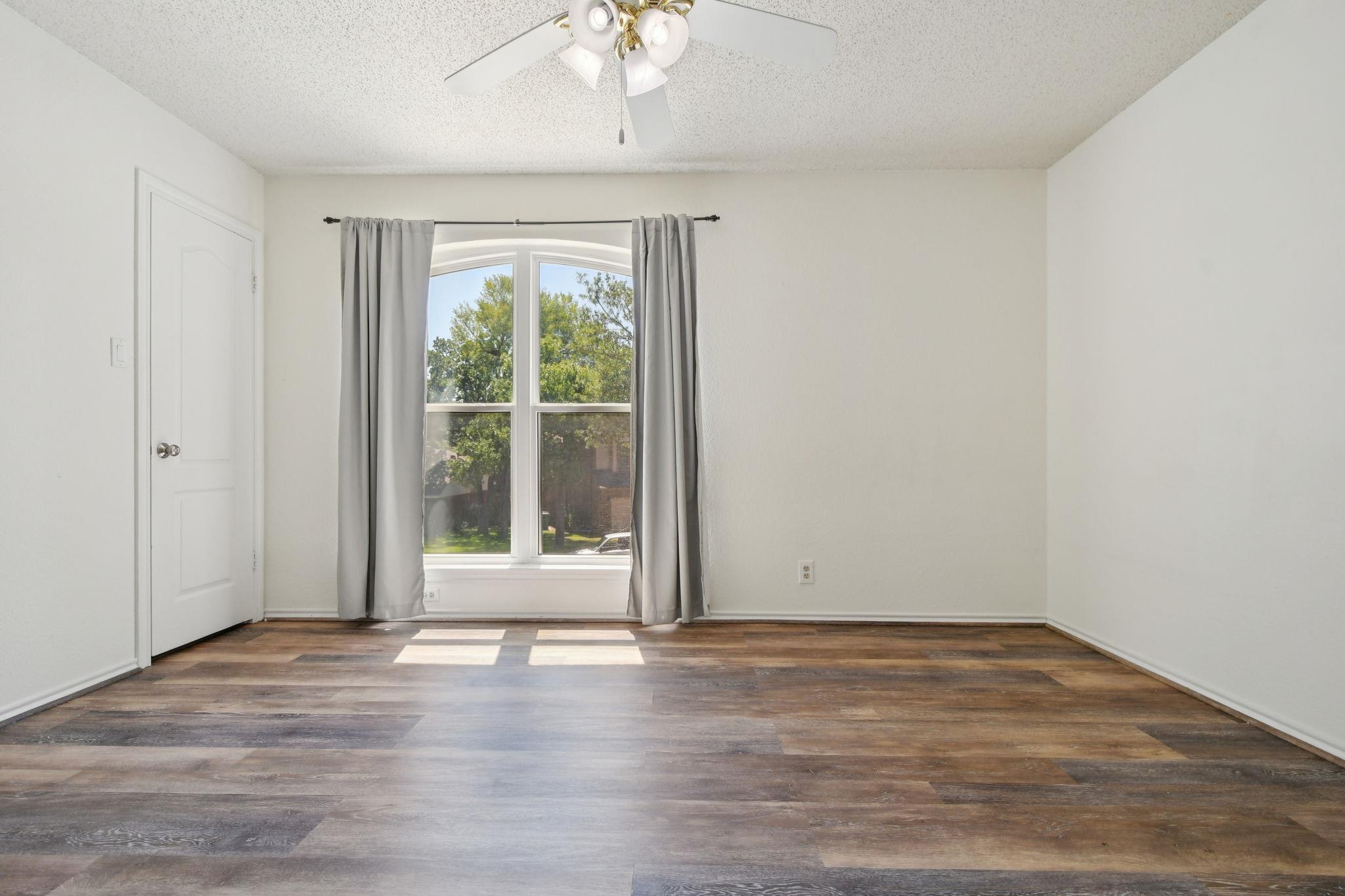 1106 Red Bird Dr Property Photo 12