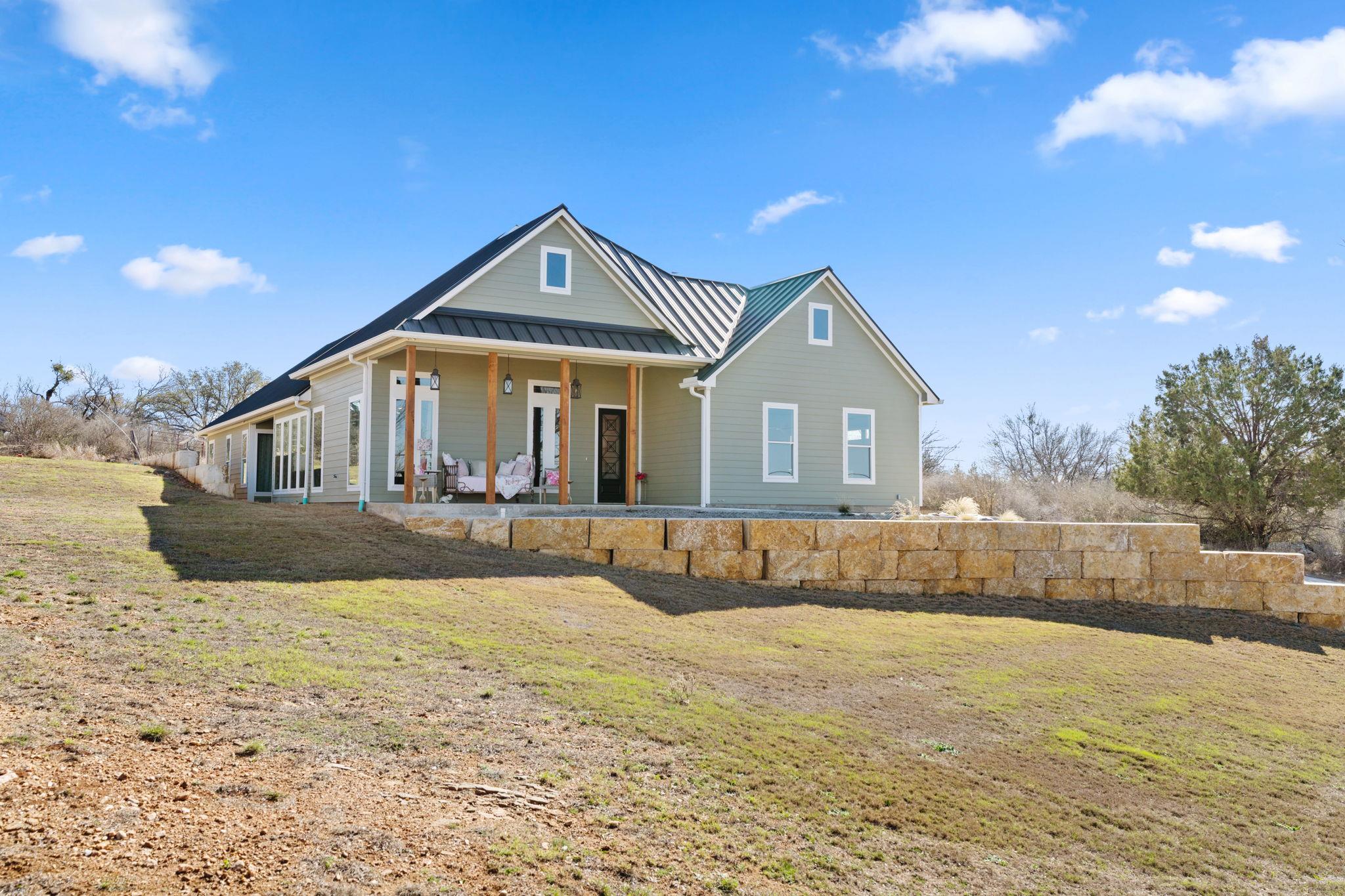 908 Sandy Mountain Dr Property Photo