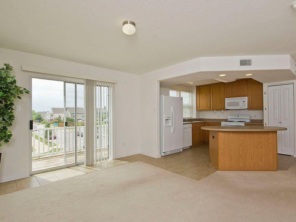 124 Trestle Tree St #ab Property Photo 5