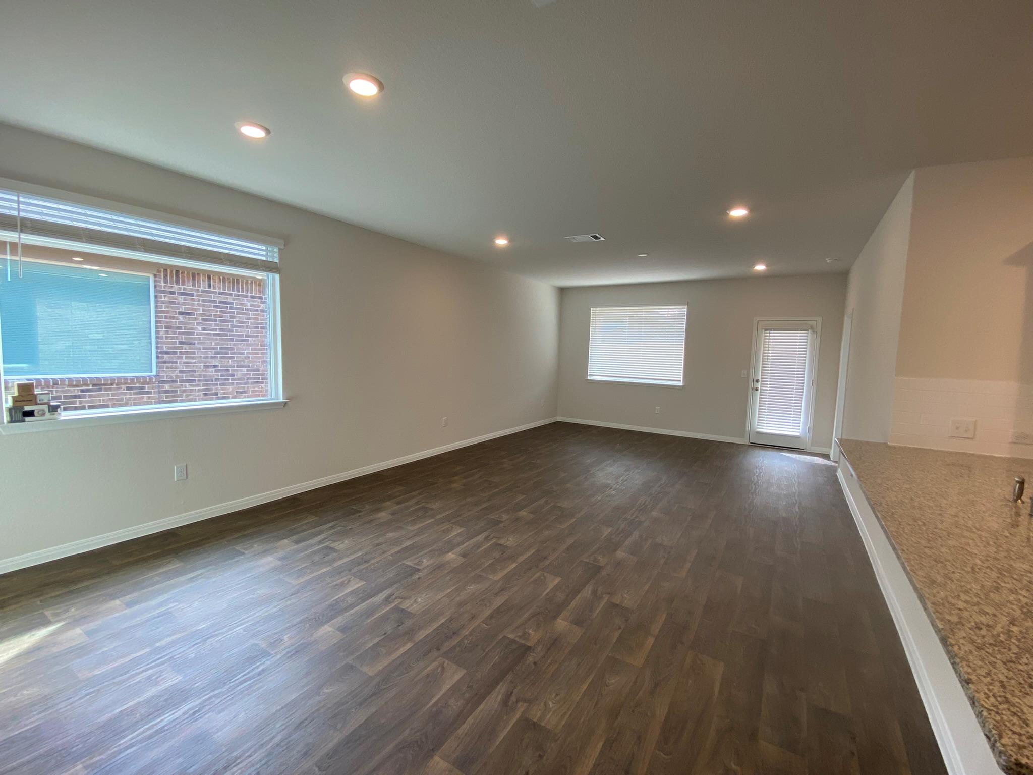 236 Sunniberg Loop Property Photo 8