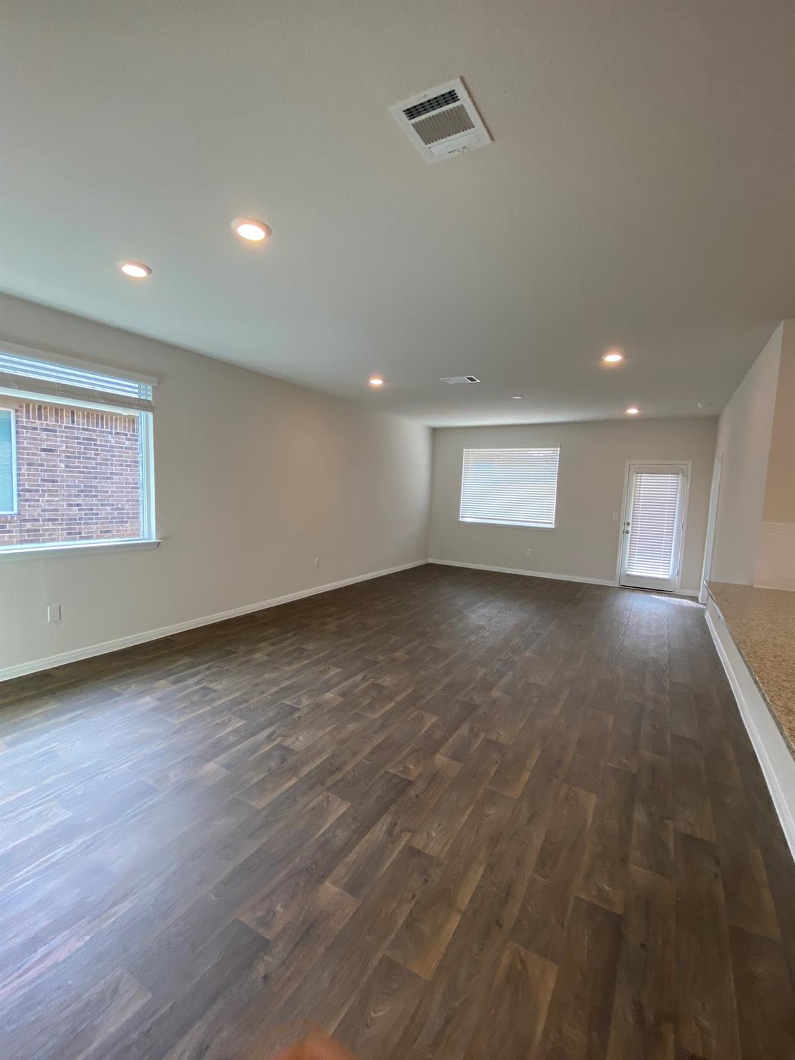 236 Sunniberg Loop Property Photo 9