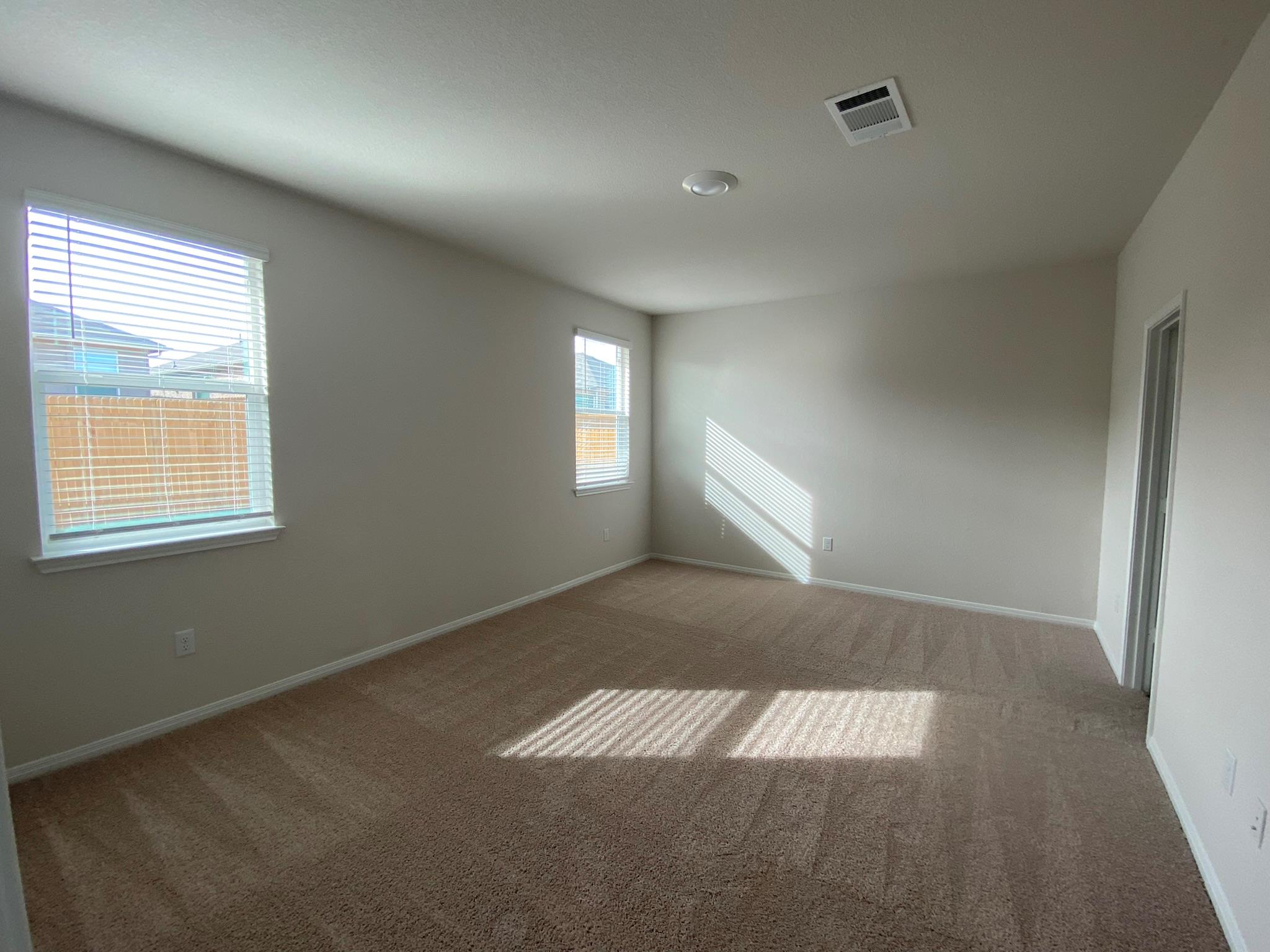 236 Sunniberg Loop Property Photo 10