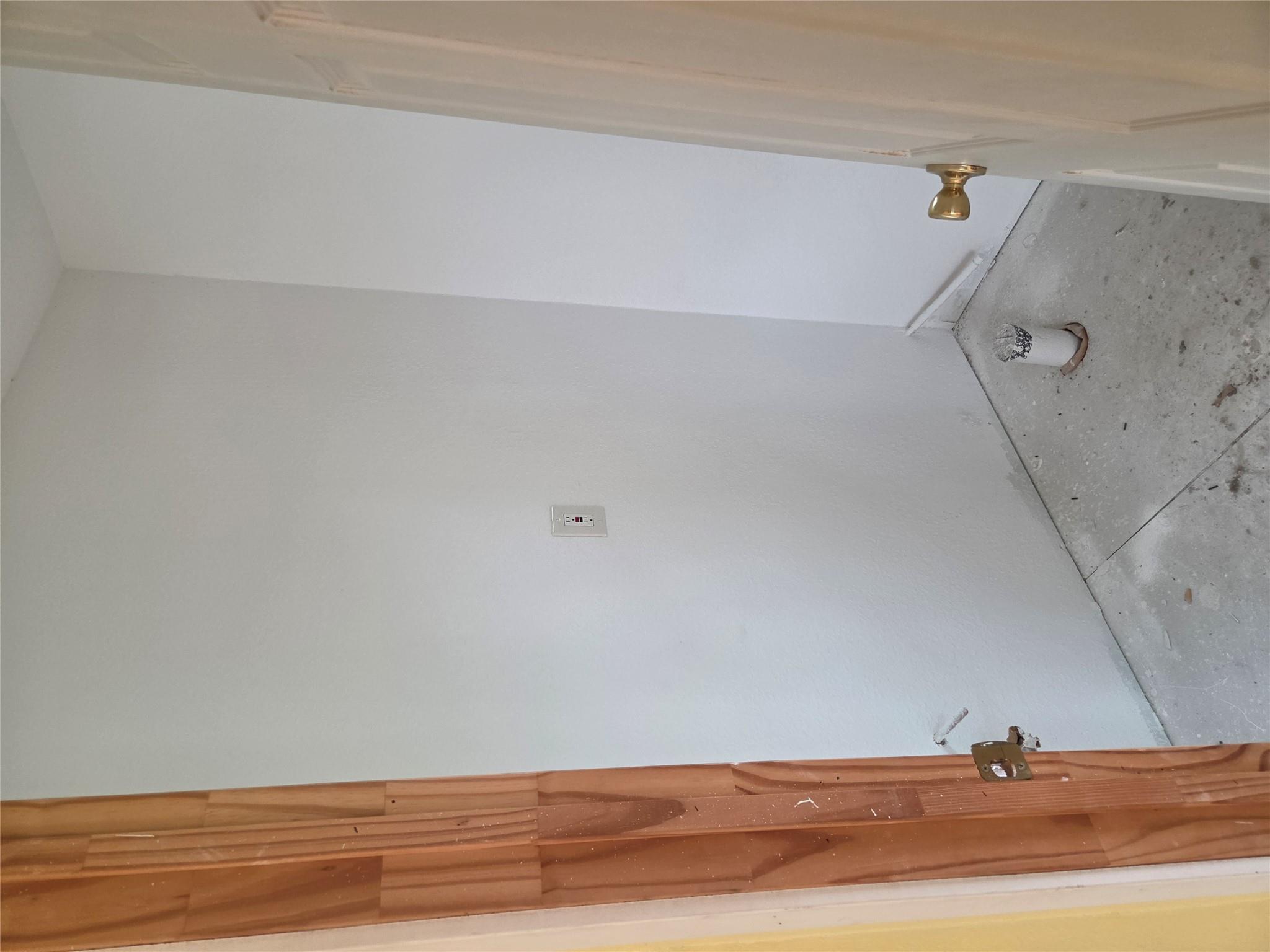 8710737 Property Photo 8