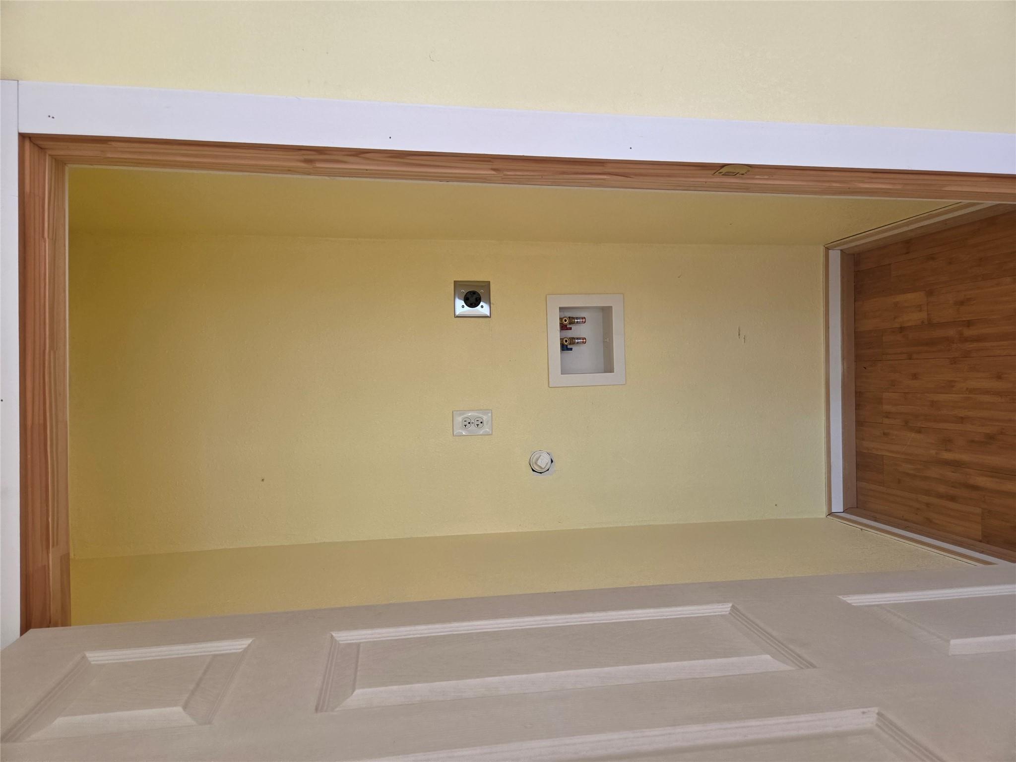 8710737 Property Photo 10