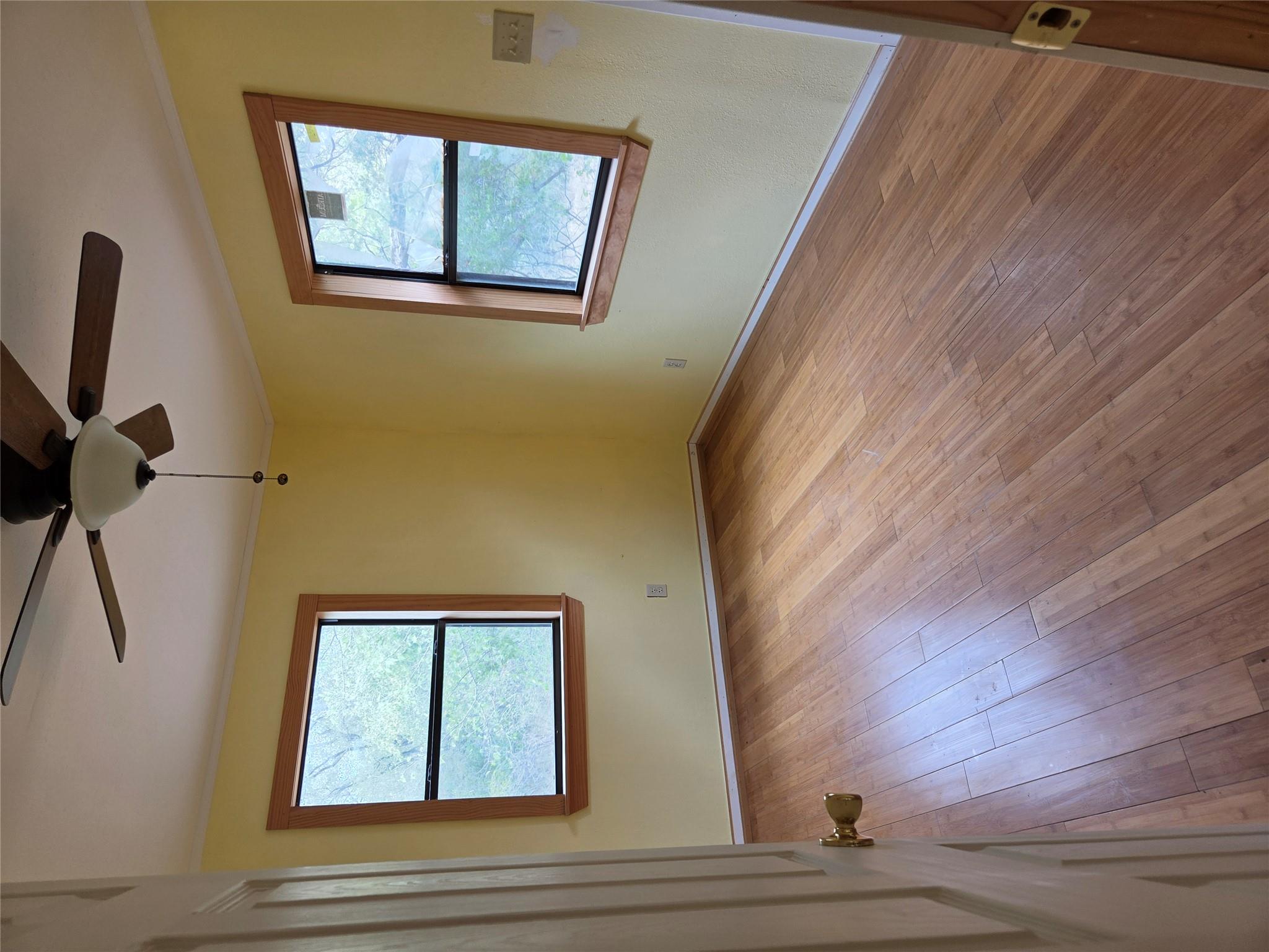 8710737 Property Photo 11