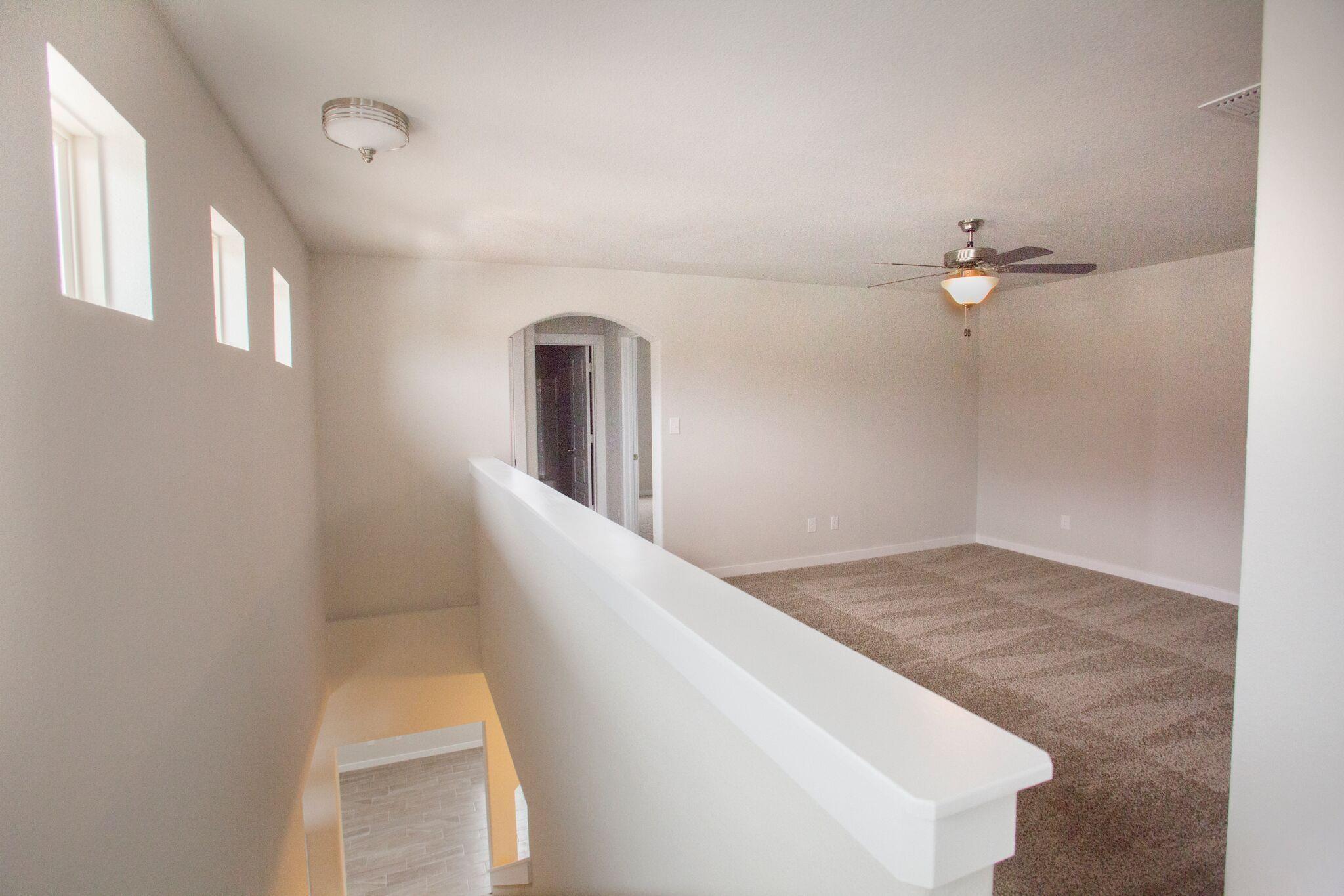 113 Lakeview Ct Property Photo 9