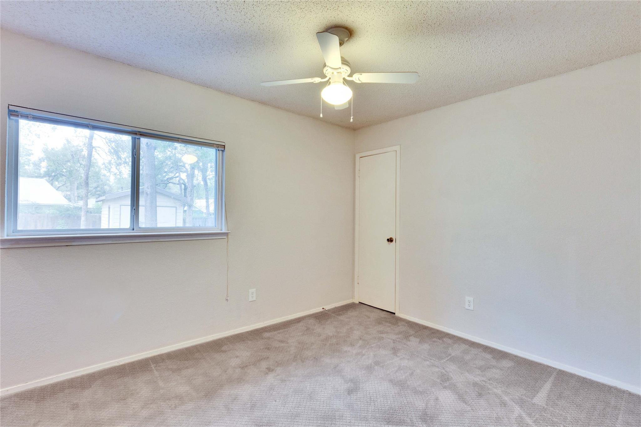9706 Moorberry St Property Photo 14